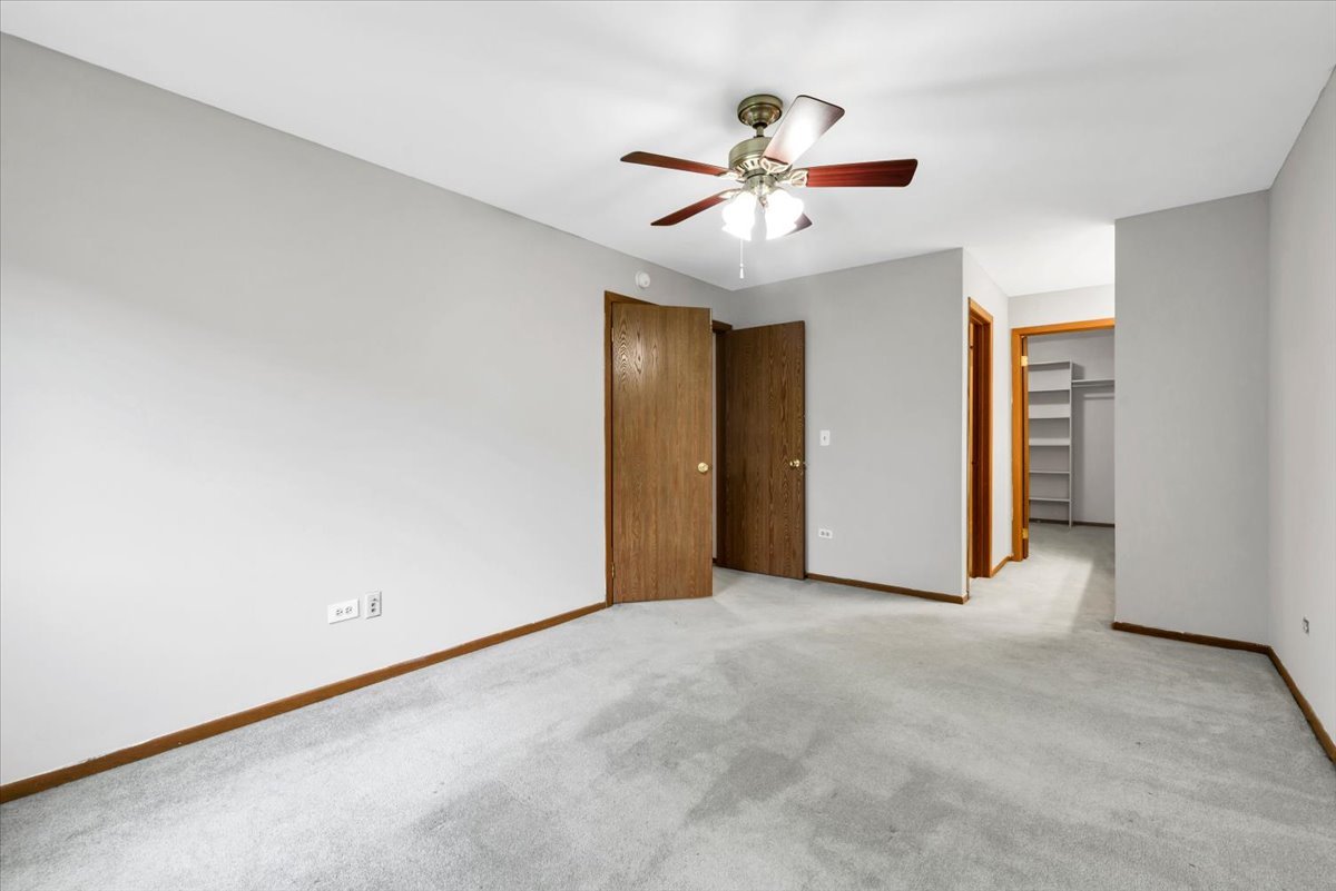 912 Manchester Circle - Property Photo 16