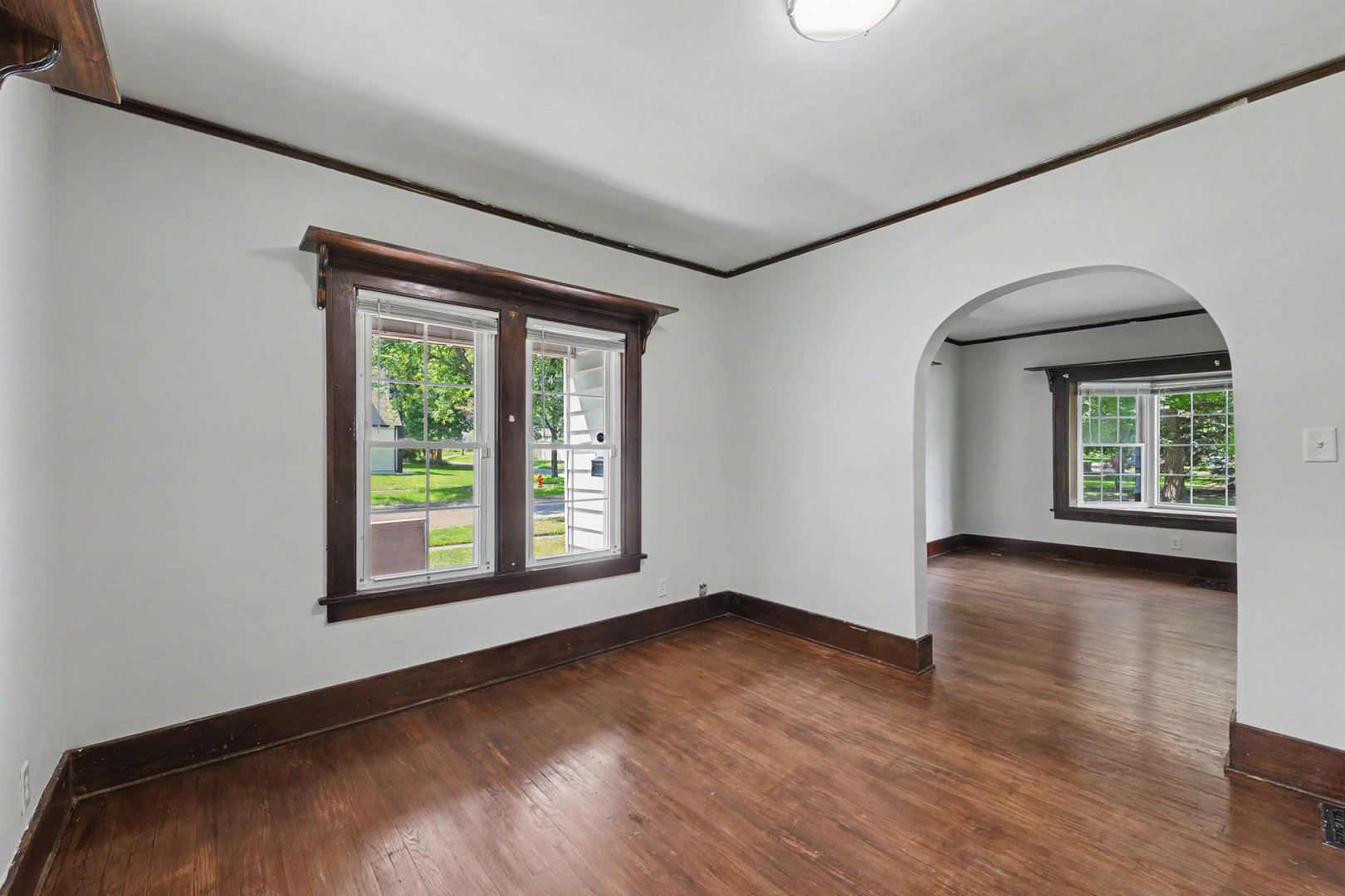 1626 W Clark Street Property Photo 12