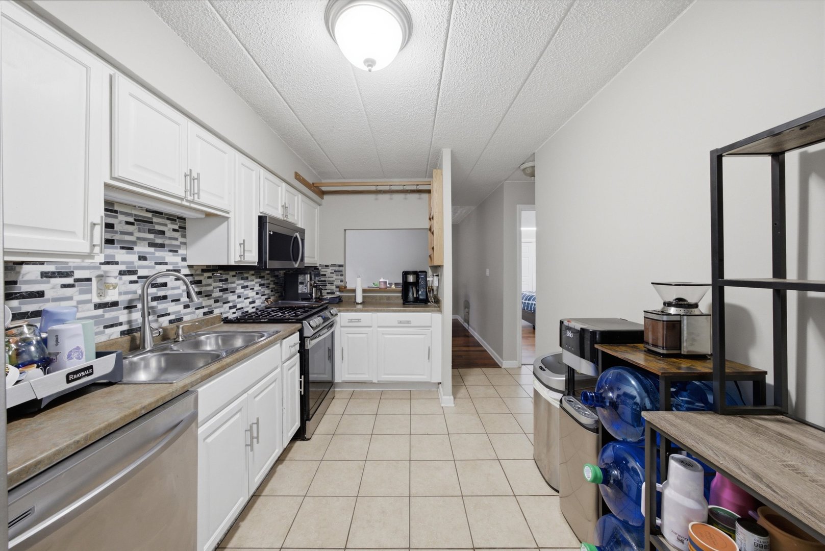 6490 N Northwest Highway 1c Property Photo 16