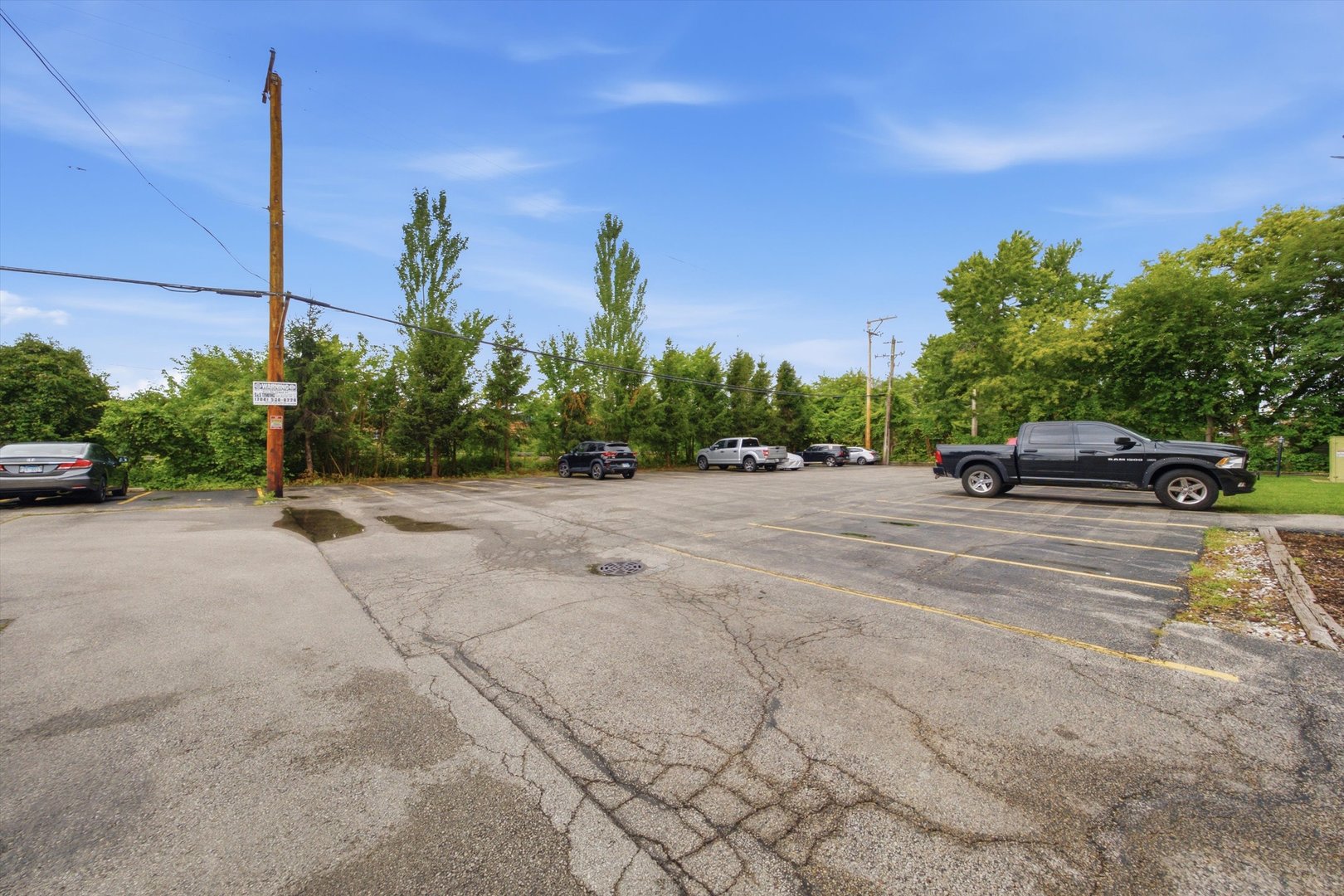 6490 N Northwest Highway 1c Property Photo 25