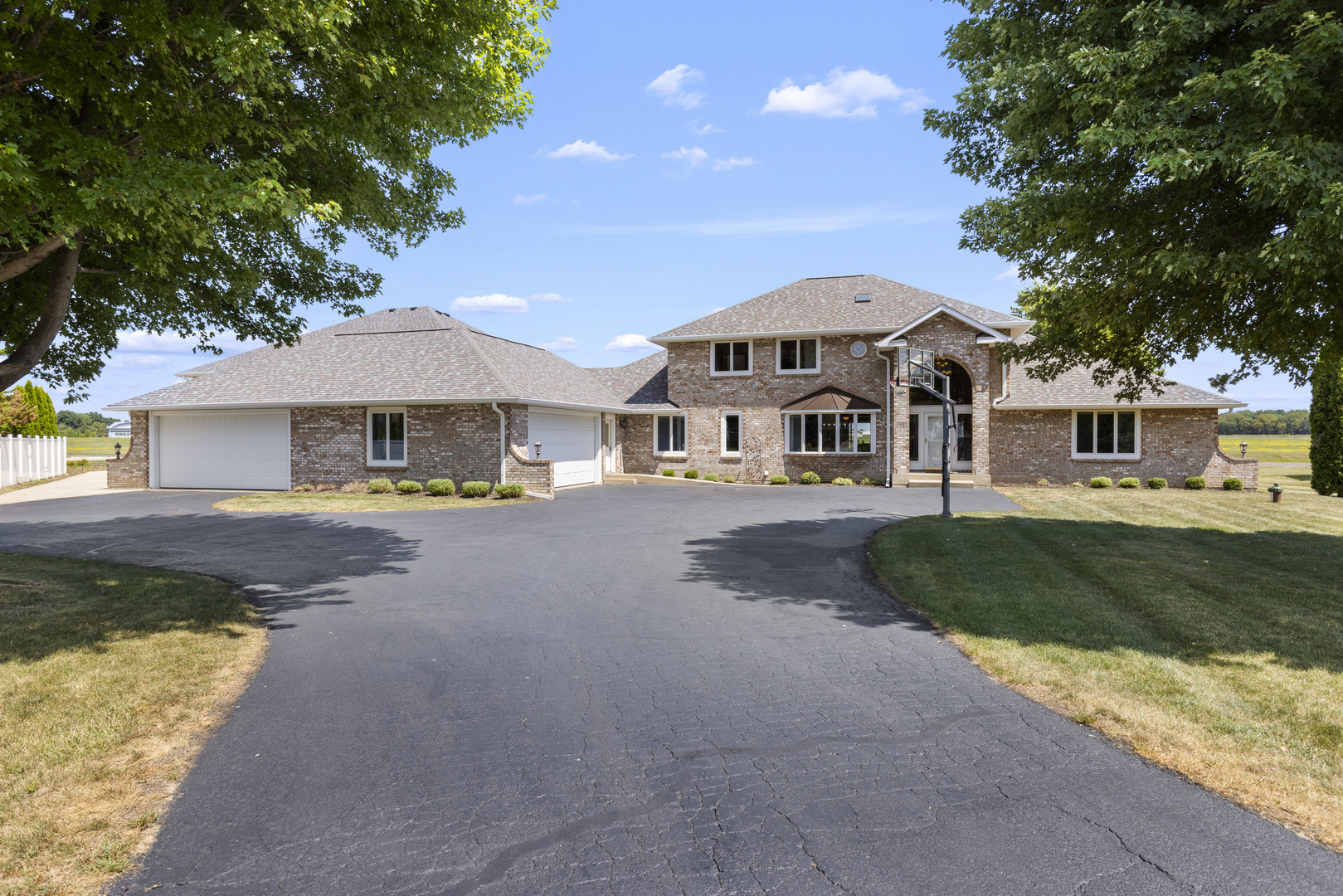 2601 Cessna Circle Property Photo 1