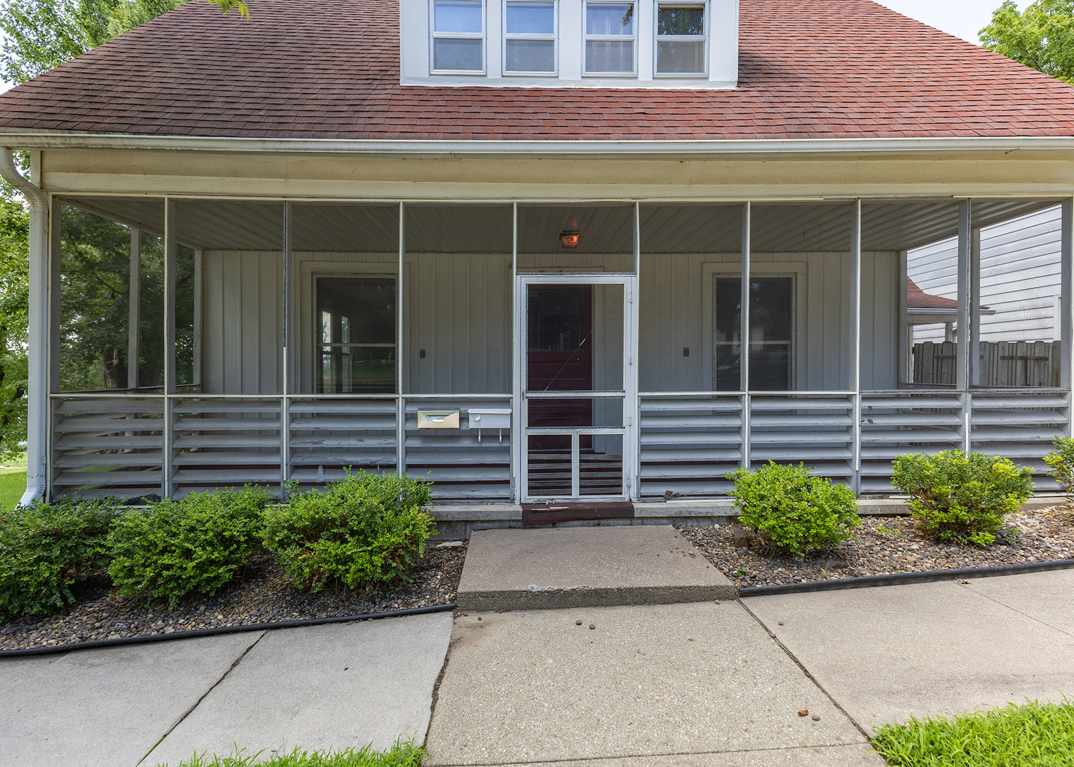 916 7th Street Property Photo 4