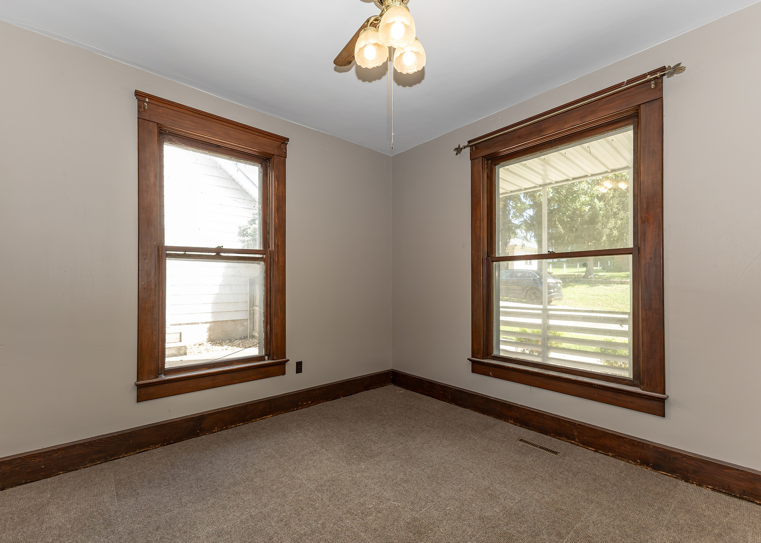 916 7th Street Property Photo 10