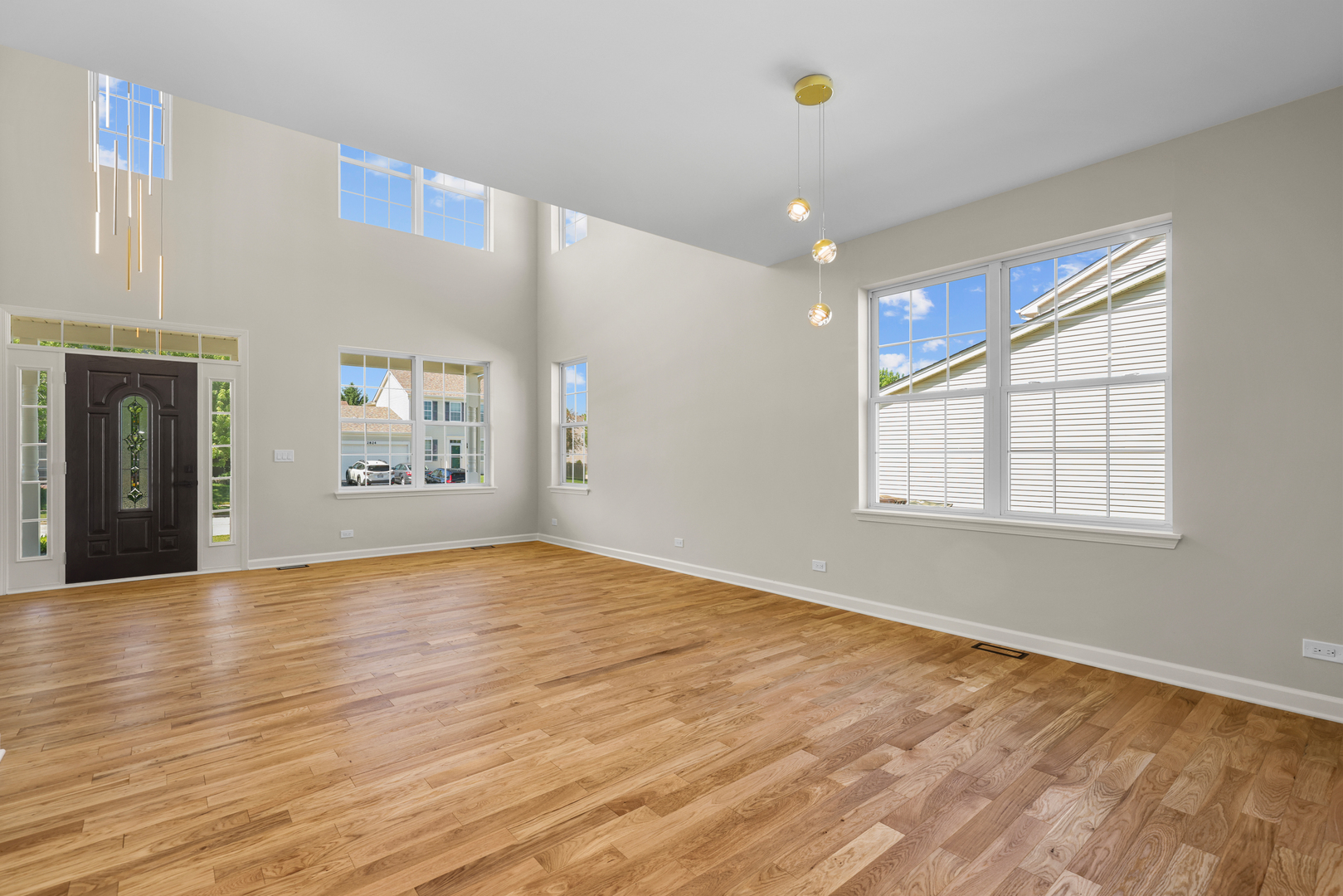 2819 Sweet Clover Way Property Photo 9