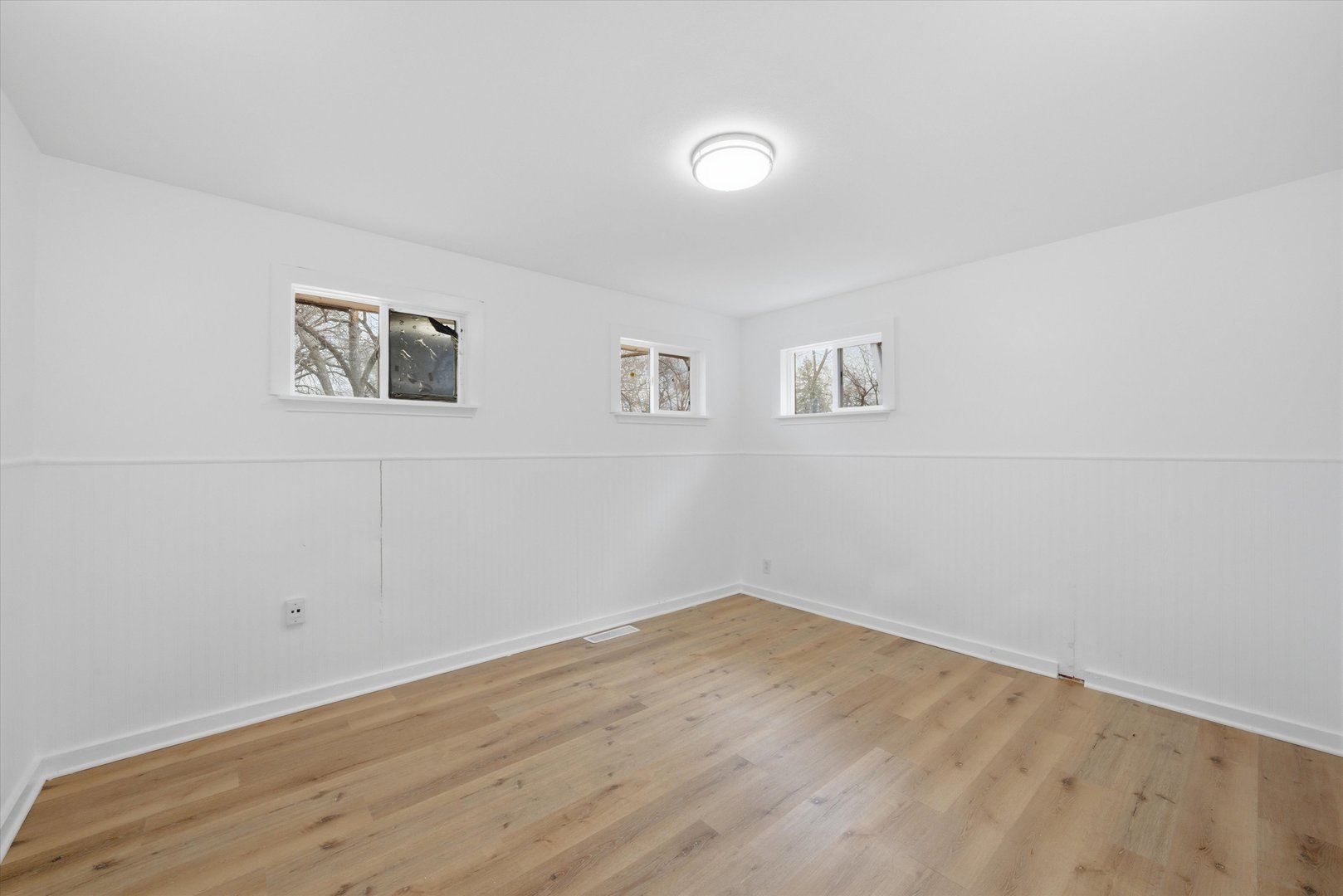 1354 Gordon Avenue Property Photo 13