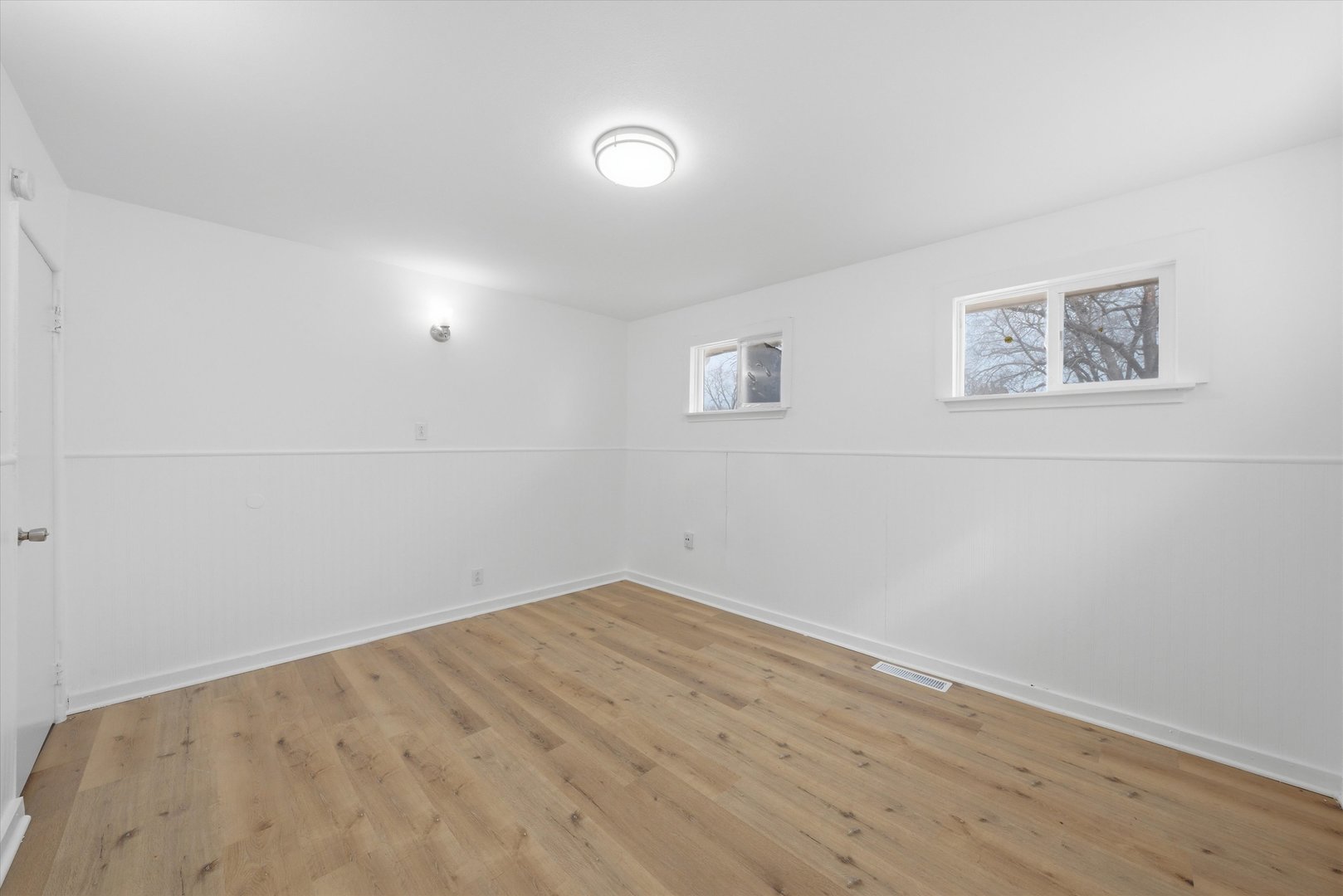 1354 Gordon Avenue Property Photo 14