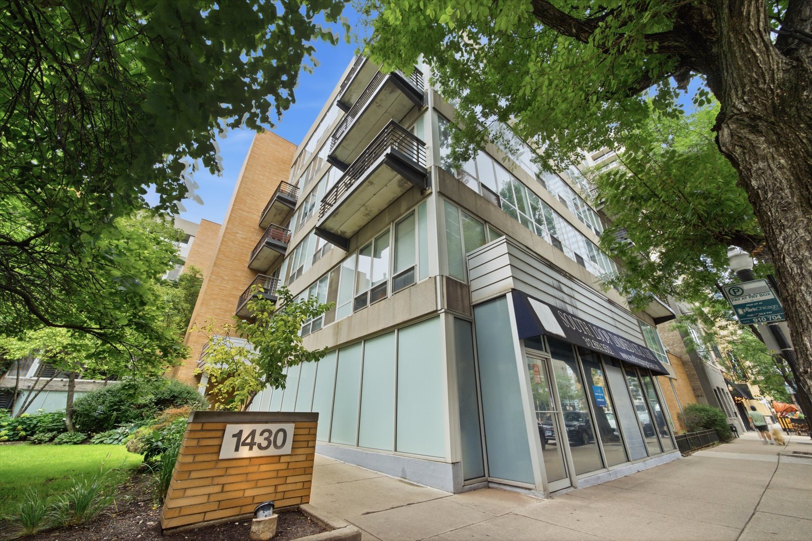 1430 S Michigan Avenue 409 Property Photo 1
