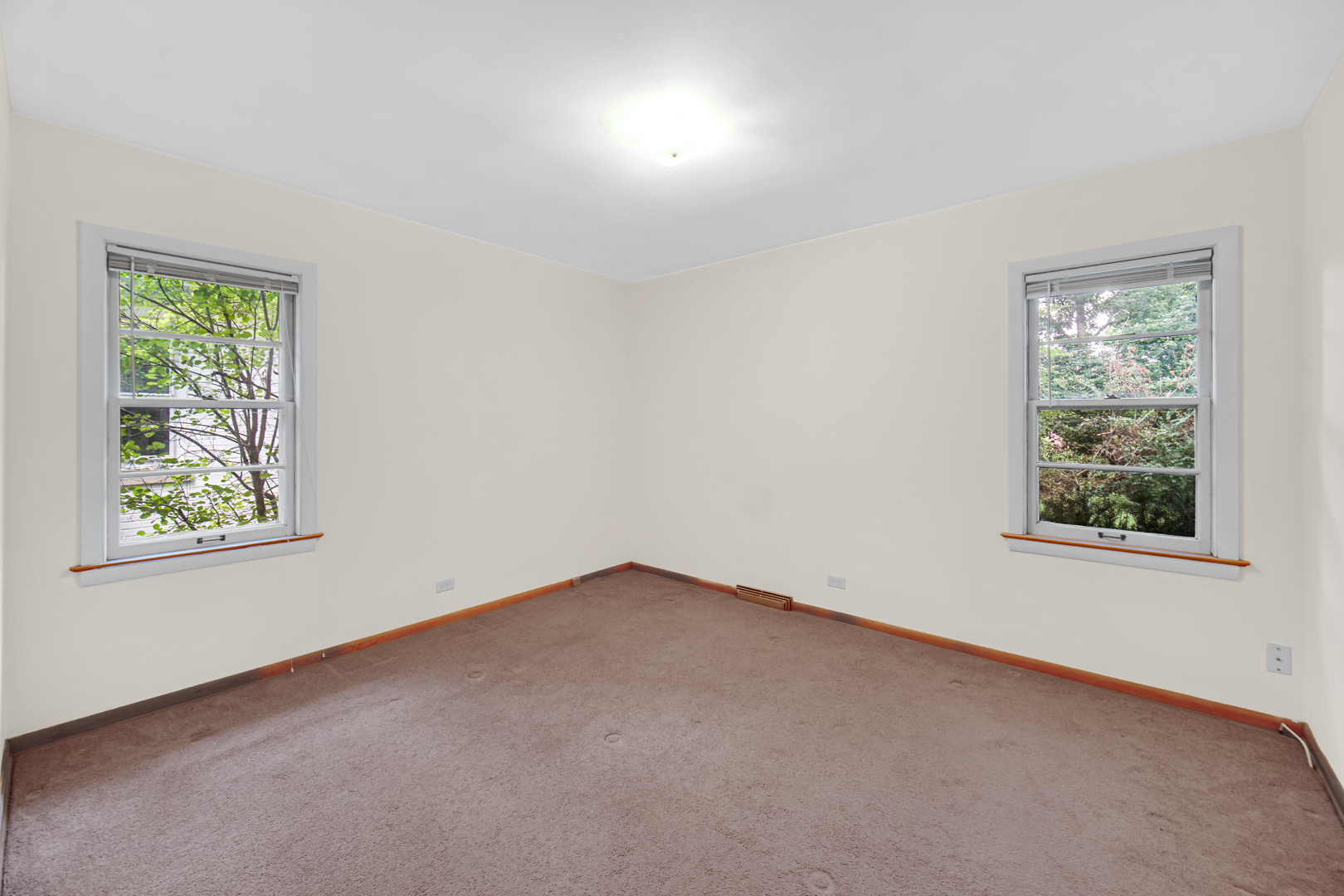 308 Maple Street Property Photo 9