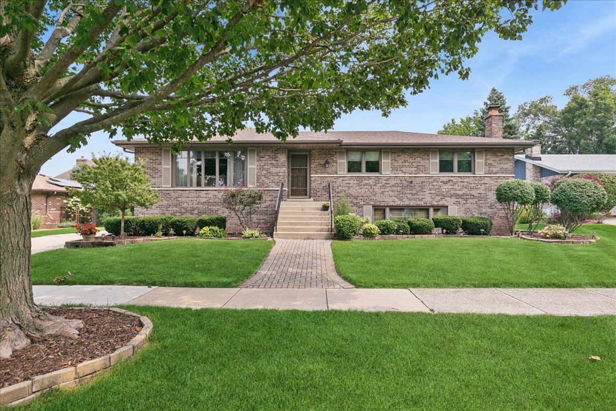 14045 Terry Drive Property Photo 1