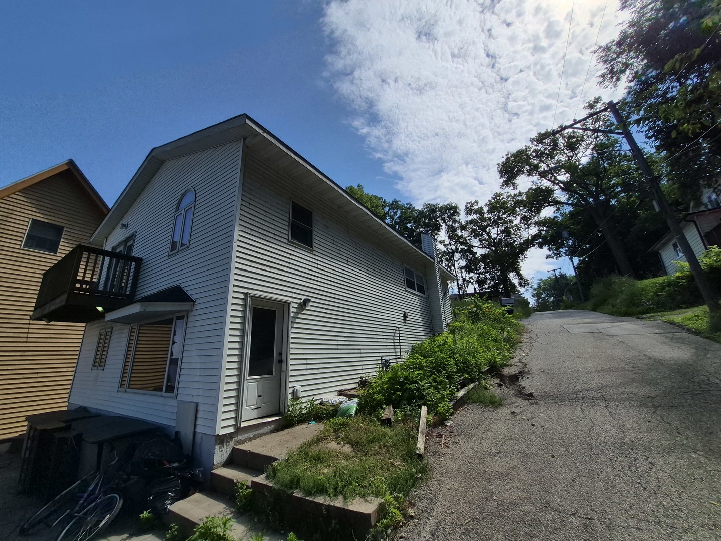 74 Cathryn Street Property Photo 3