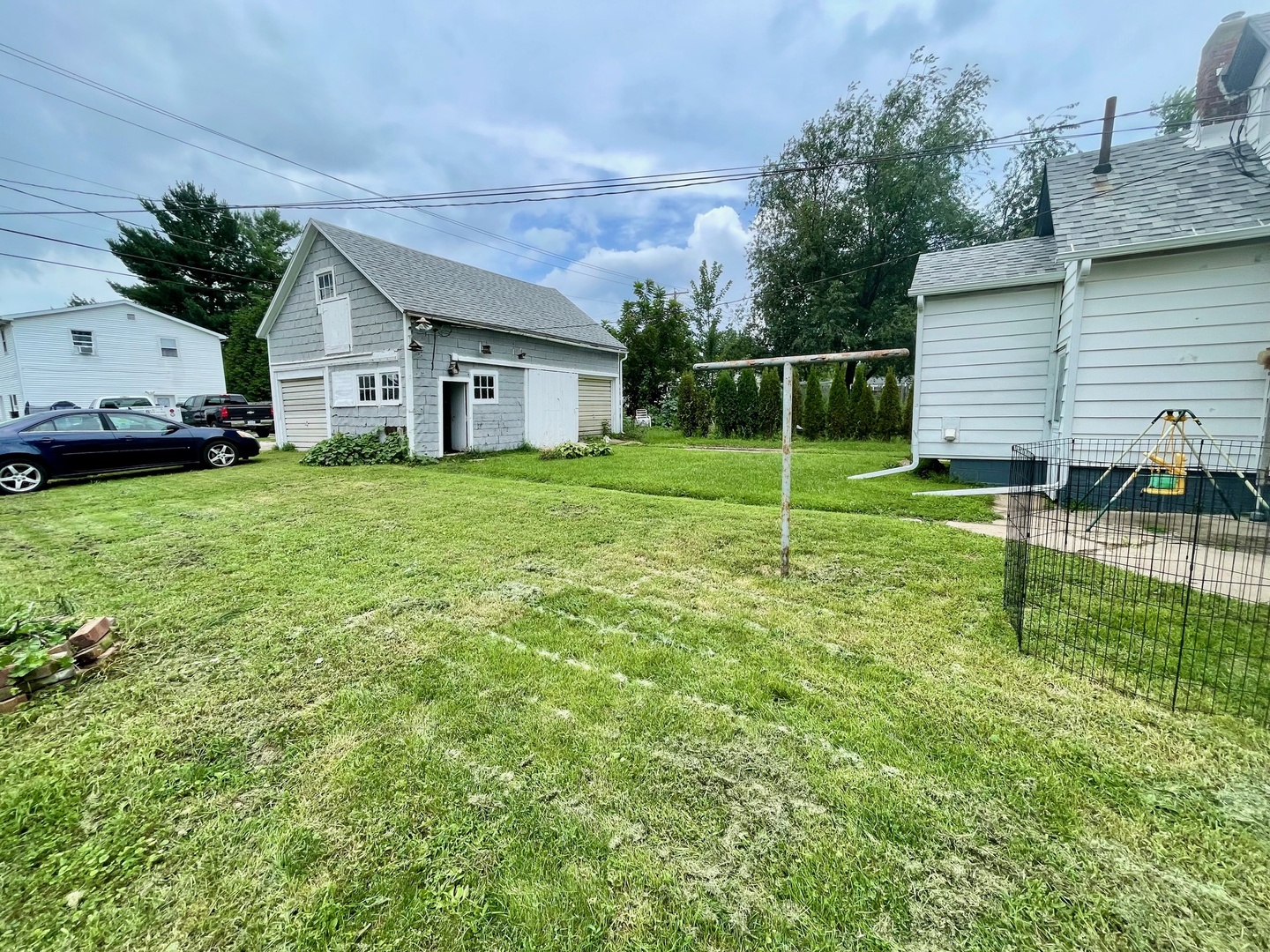 616 N Pleasant Street Property Photo 17