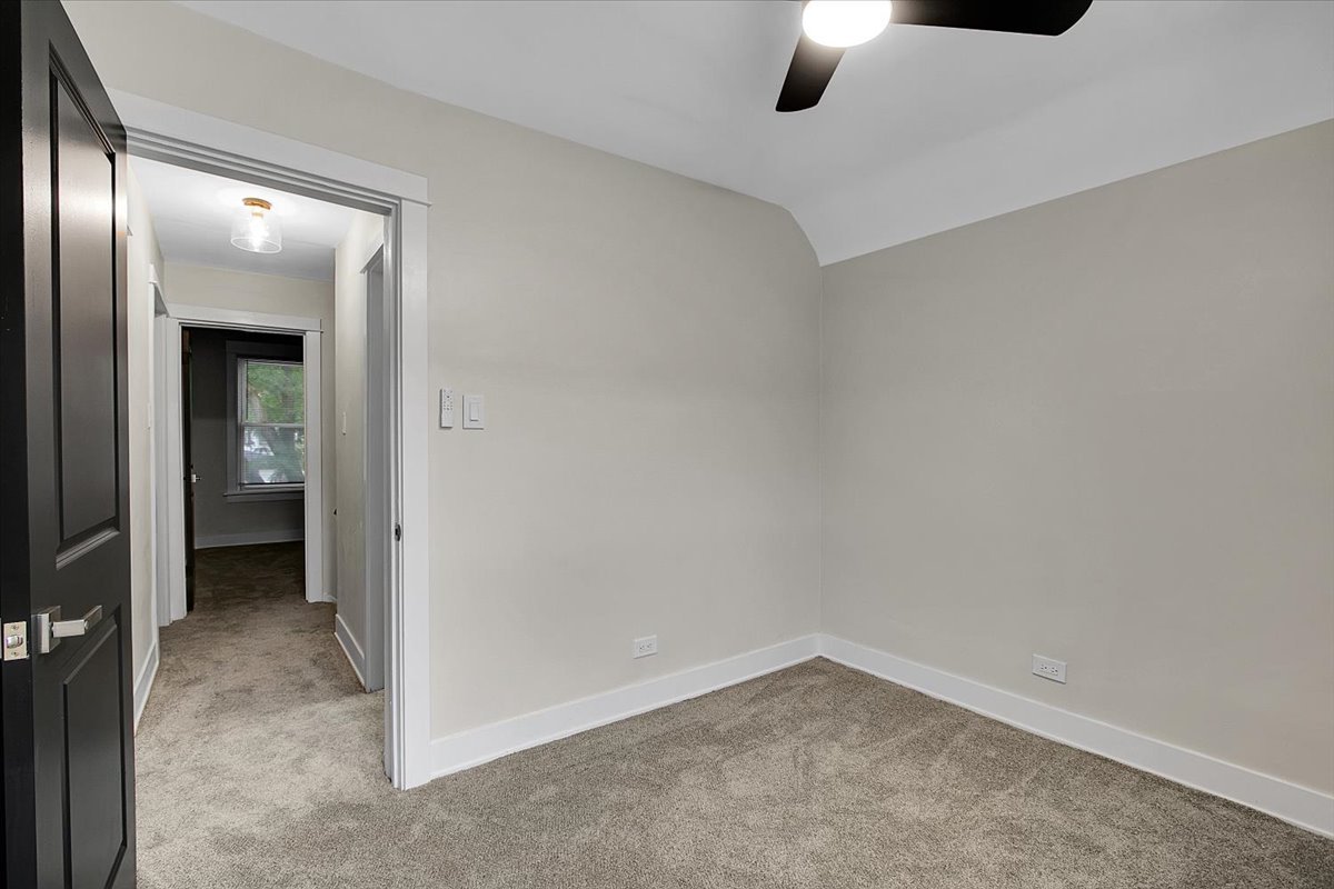 5465 W Cortez Street Property Photo 23