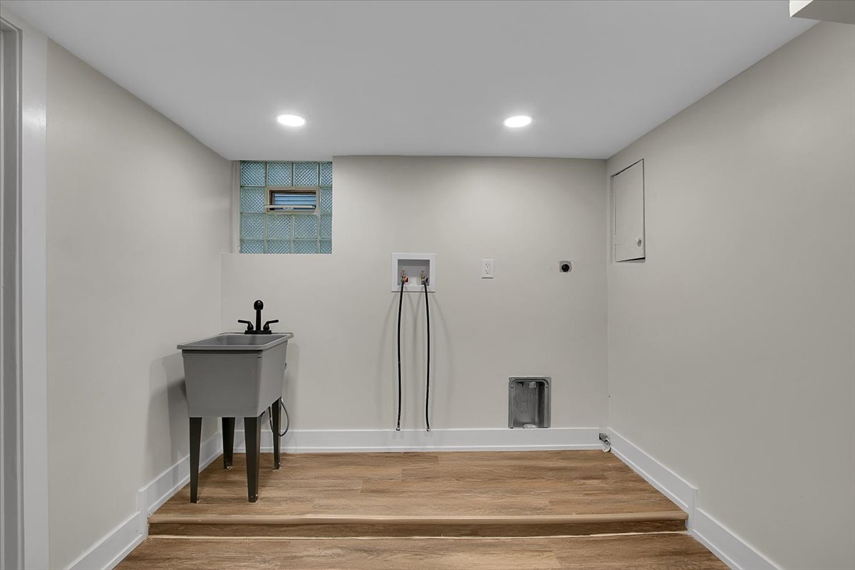 5465 W Cortez Street Property Photo 27