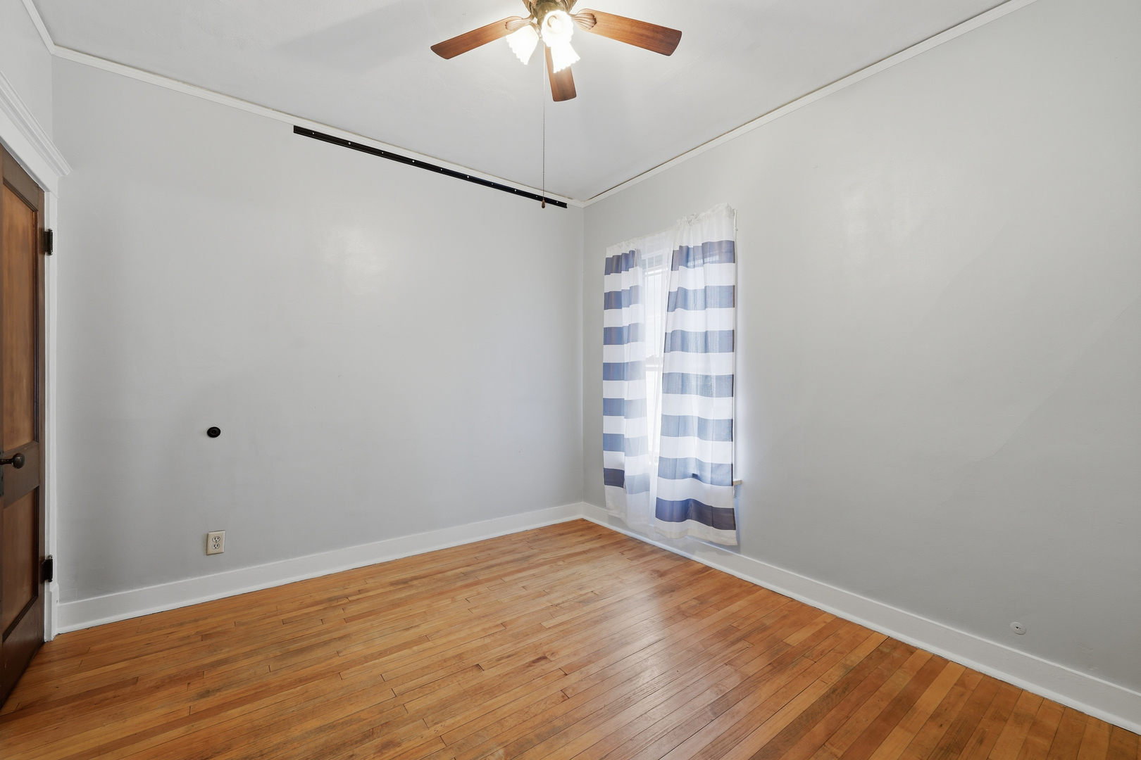5258 W Dakin Avenue Property Photo 11