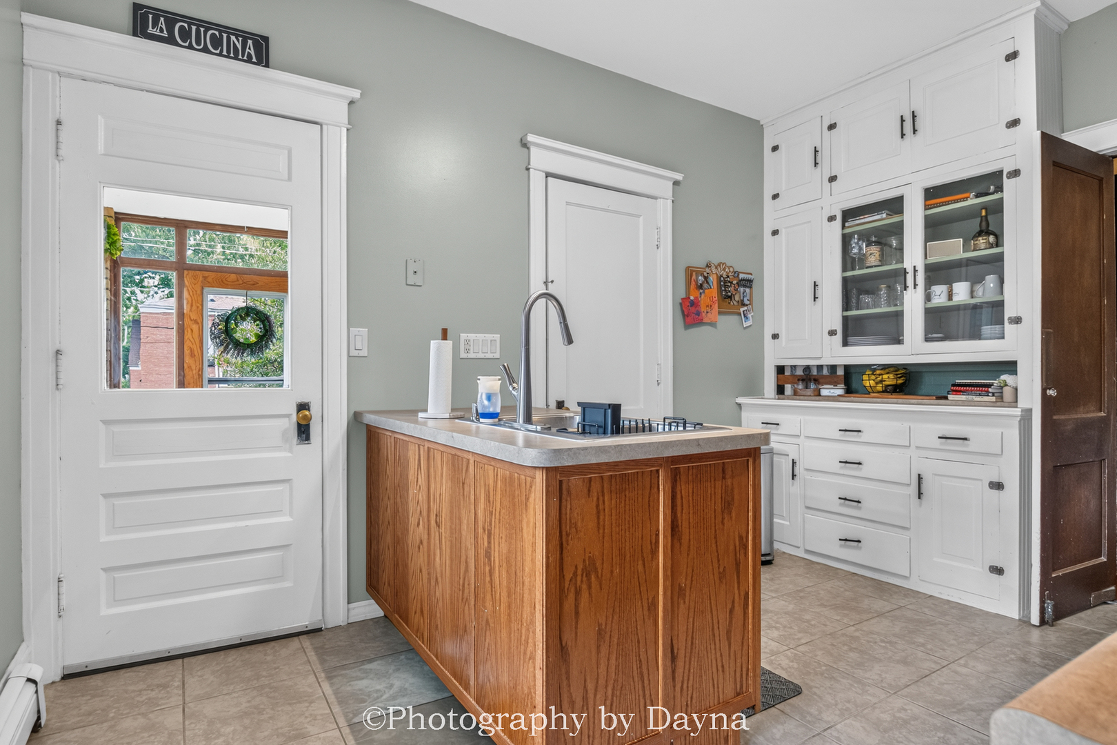 503 N Market Street Property Photo 19