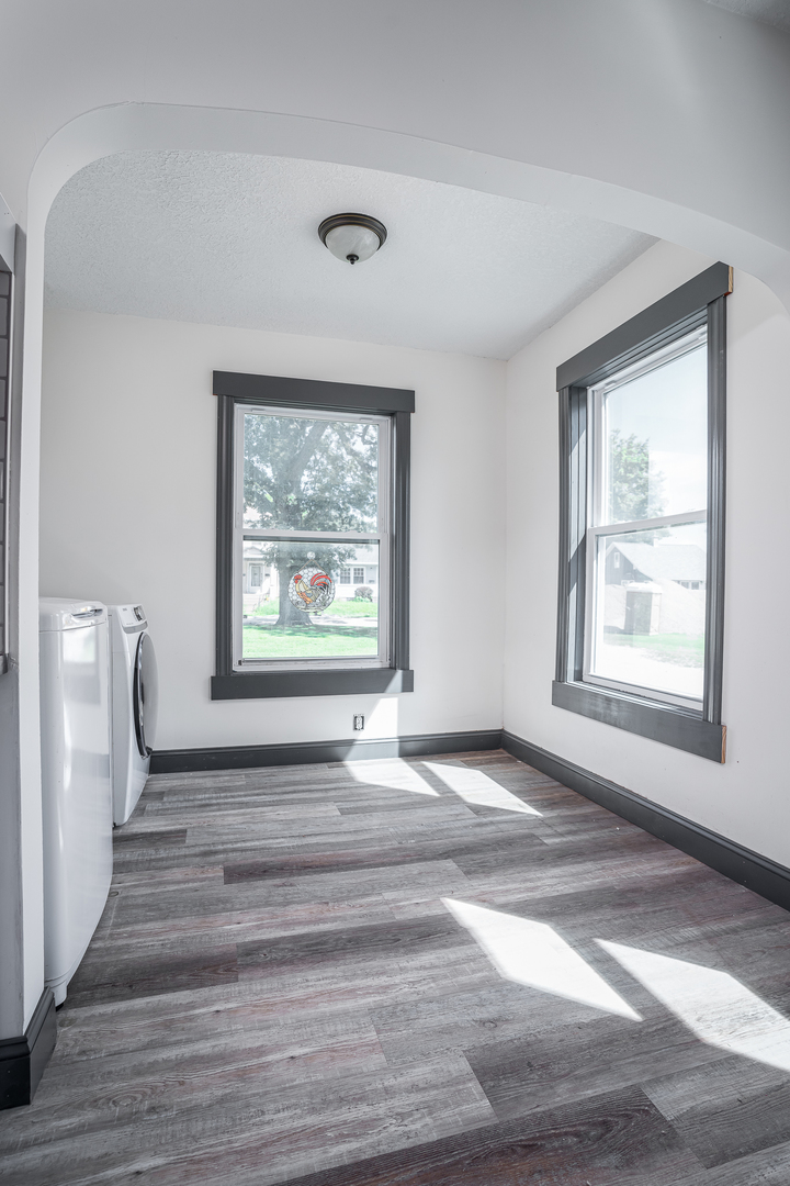 1821 Central Avenue Property Photo 9