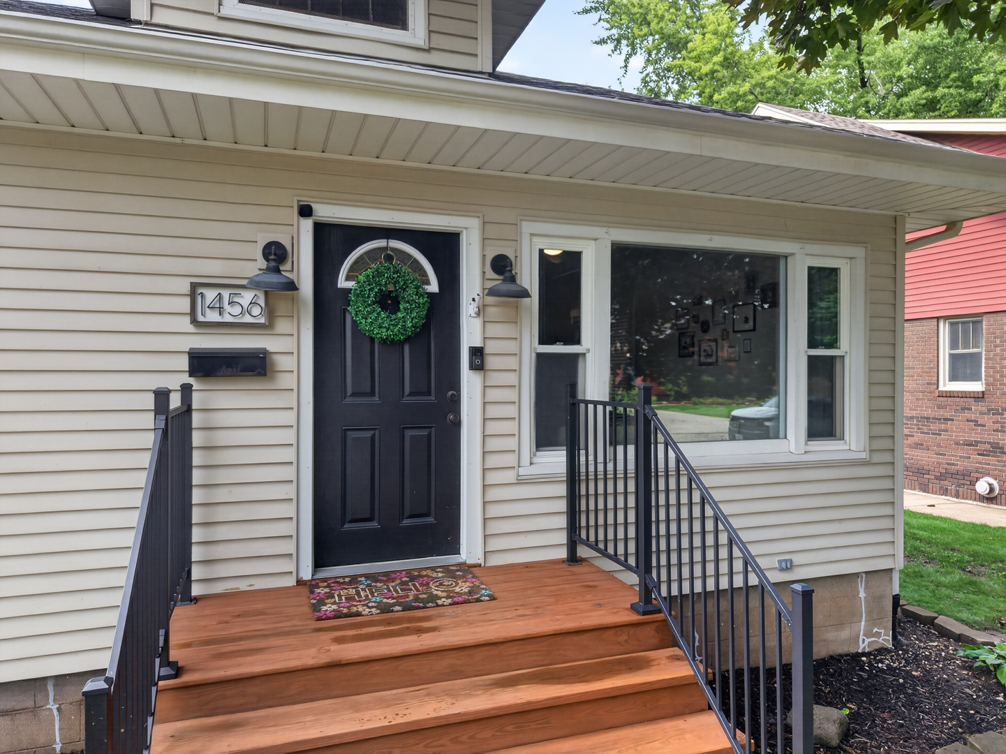 1456 Birchlawn Place Property Photo 2