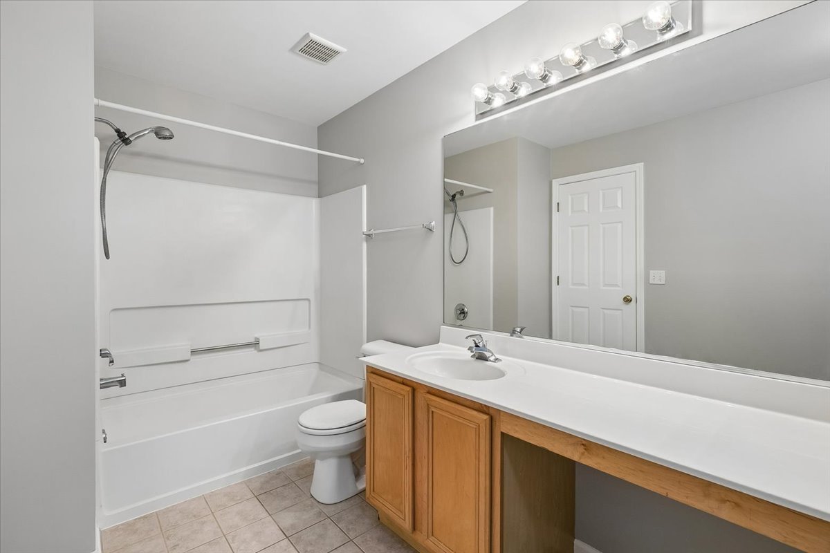271 Holiday Lane Property Photo 14