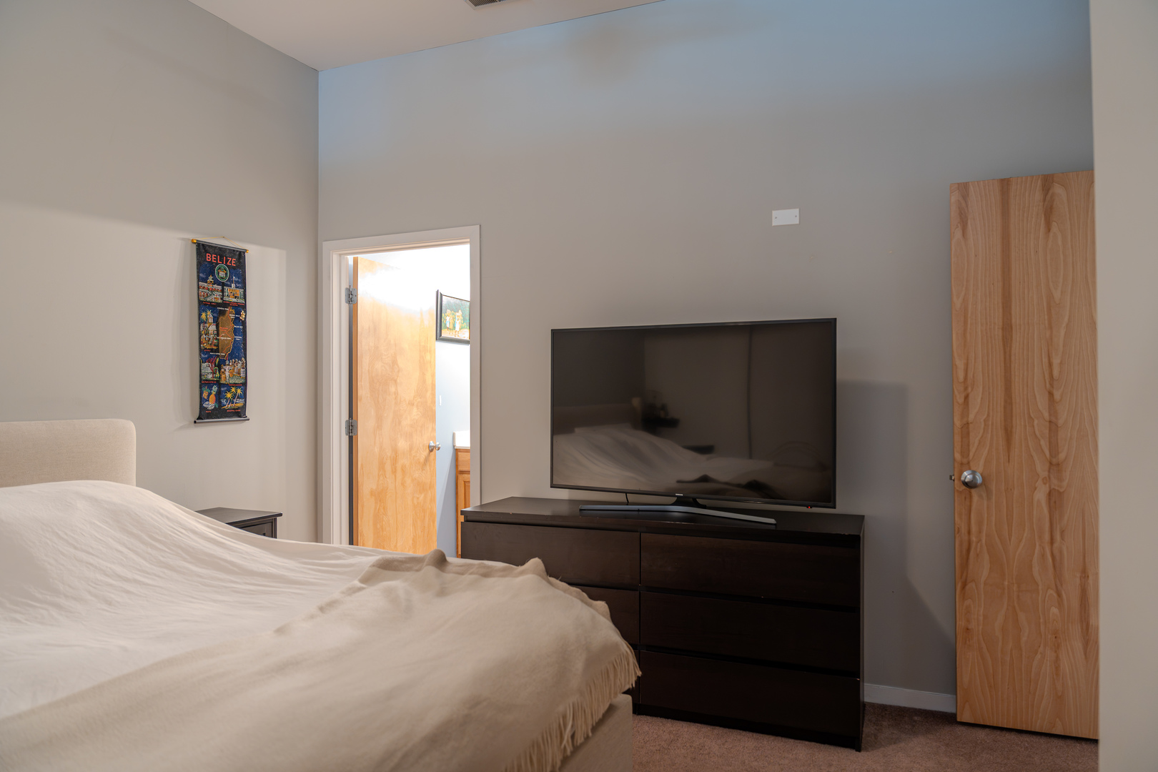 2915 N Clybourn Avenue 214 Property Photo 11