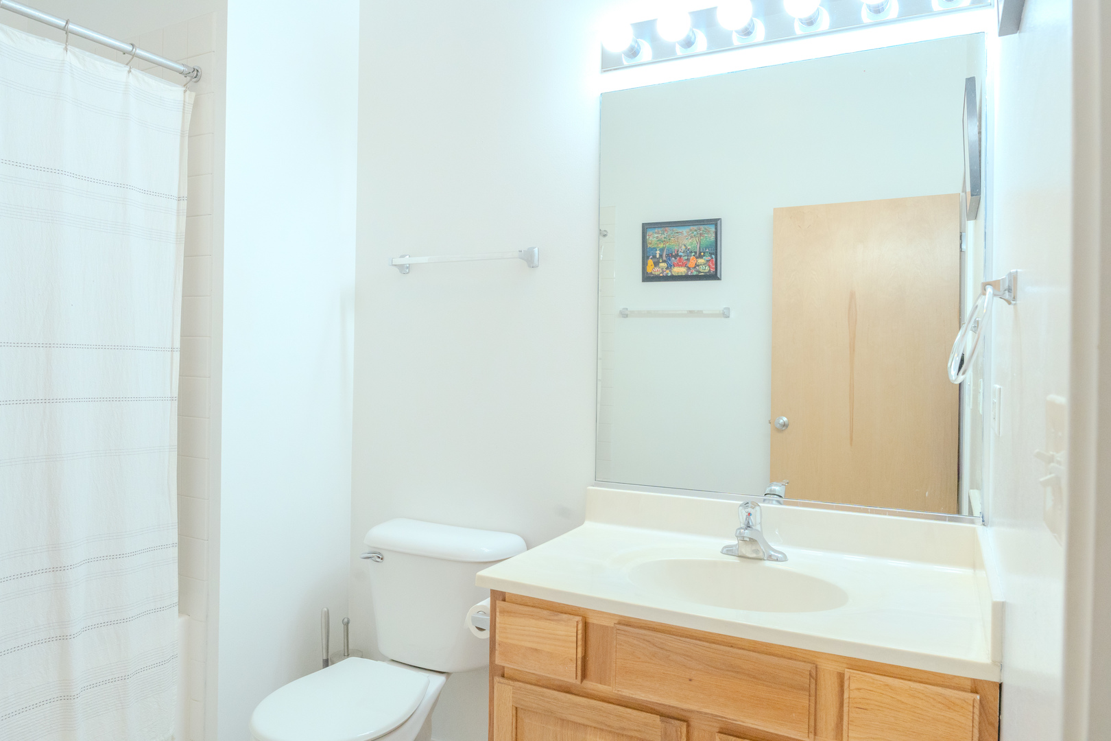 2915 N Clybourn Avenue 214 Property Photo 18