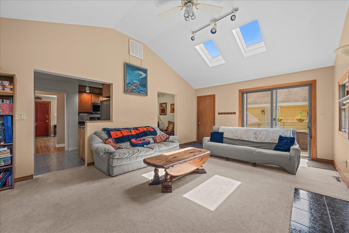 207 S Randall Road Property Photo 12