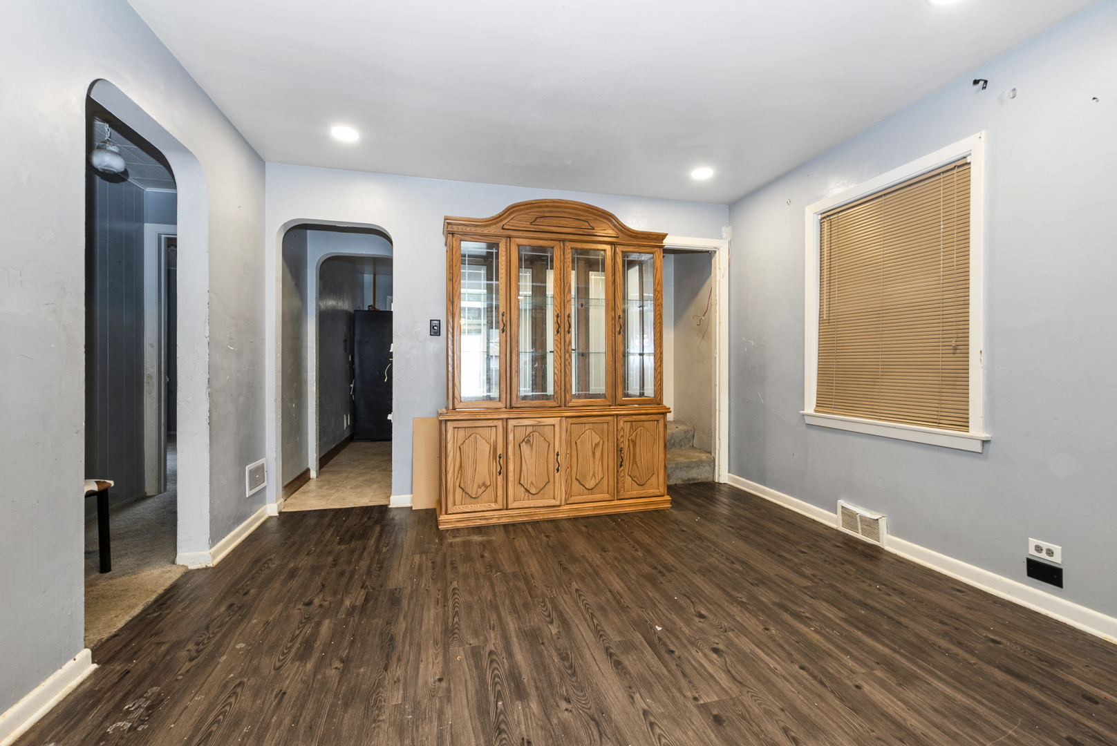 14304 S La Salle Street Property Photo 7
