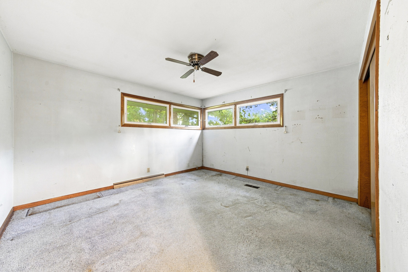 914 Murphy Drive Property Photo 3
