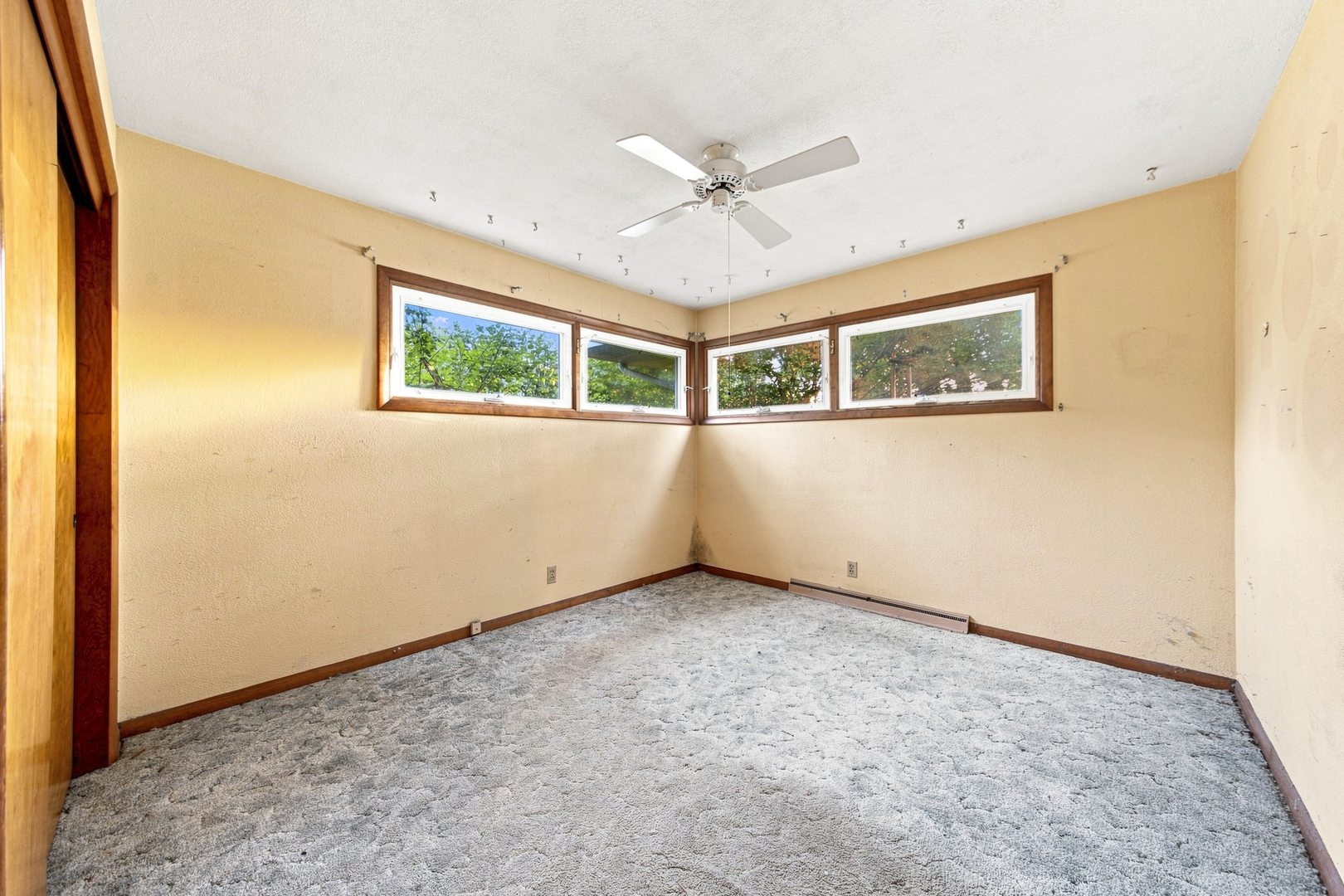 914 Murphy Drive Property Photo 4