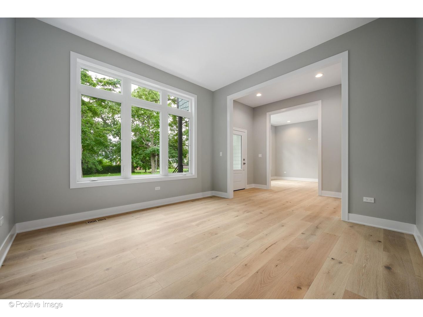 6144 N Nickerson Avenue Property Photo 5