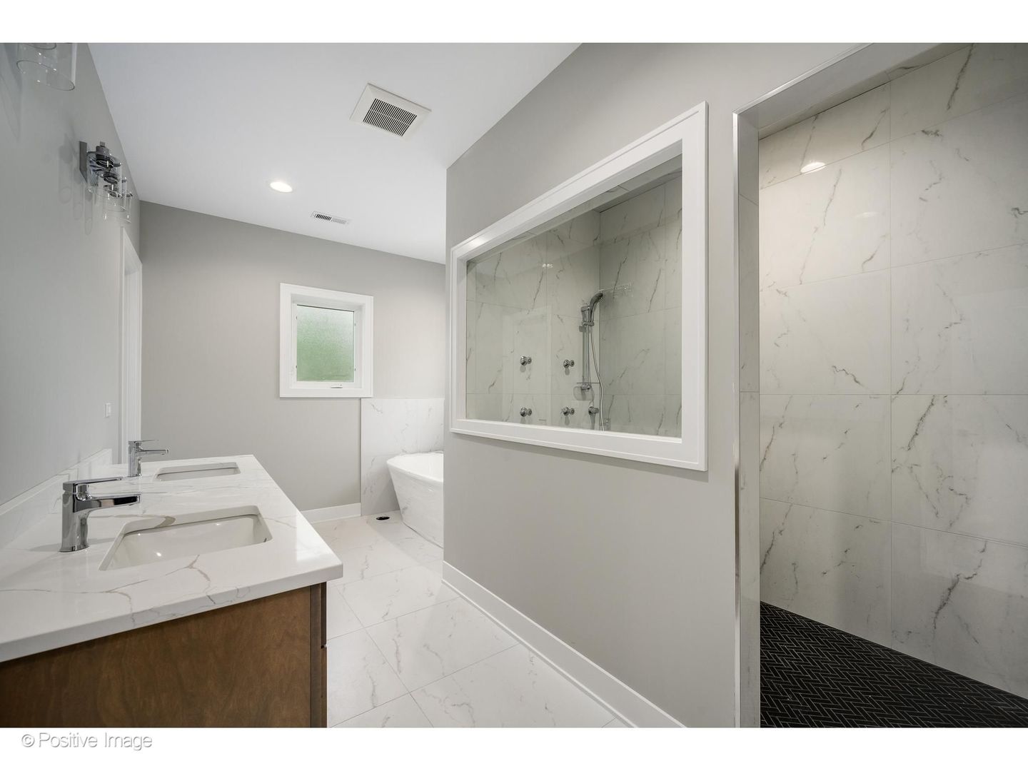 6144 N Nickerson Avenue Property Photo 19