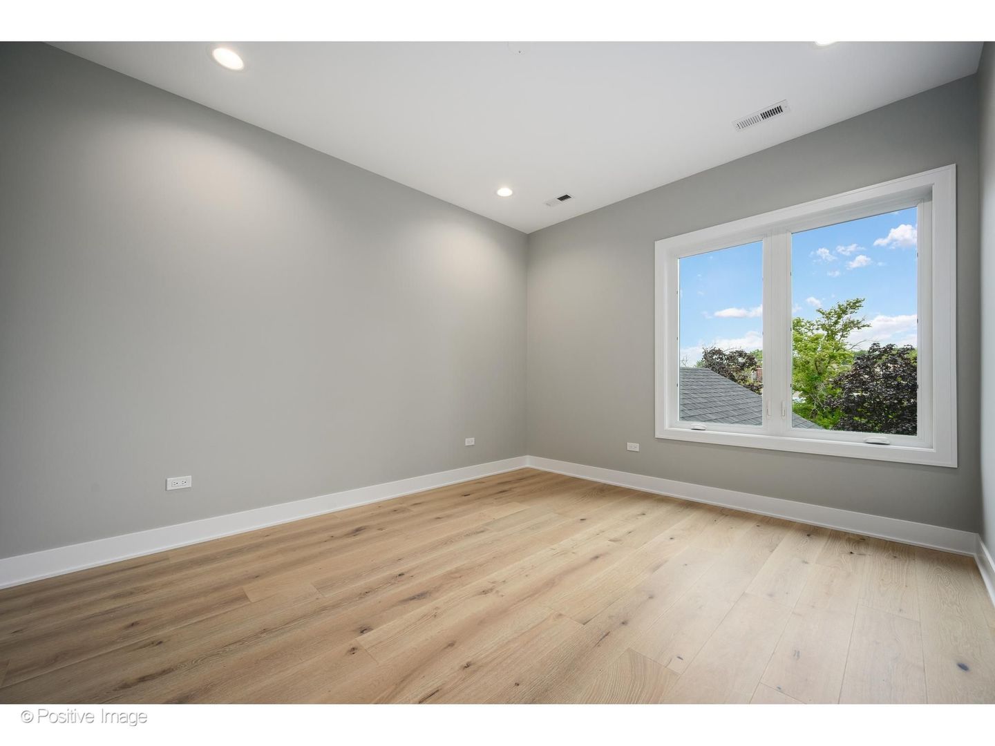 6144 N Nickerson Avenue Property Photo 25