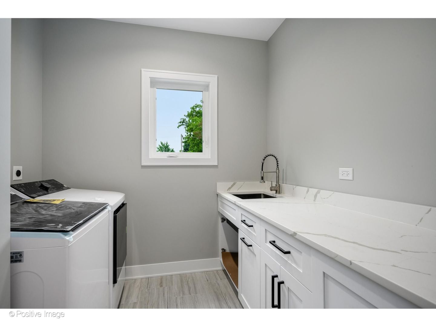 6144 N Nickerson Avenue Property Photo 26