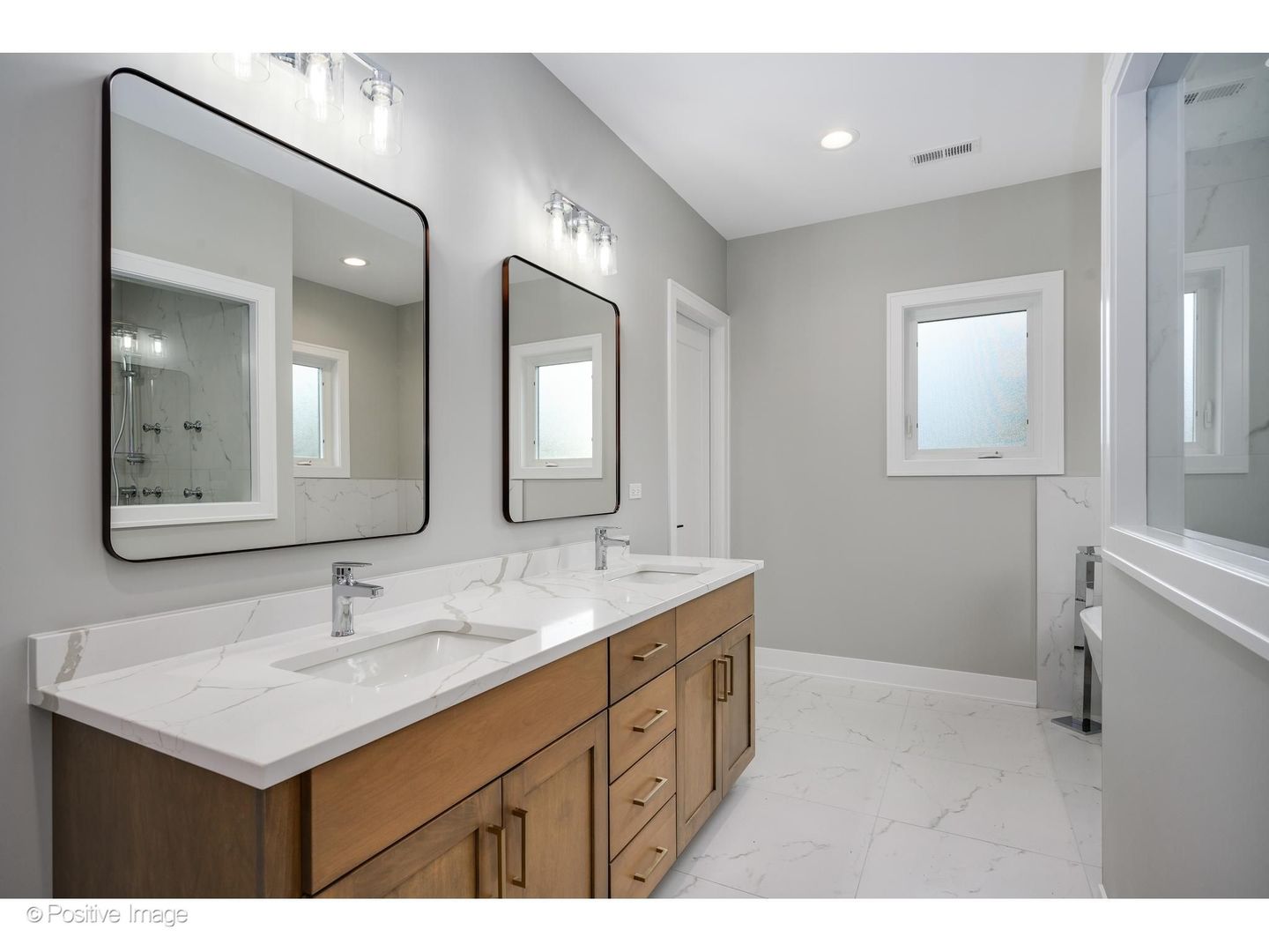 6144 N Nickerson Avenue Property Photo 51