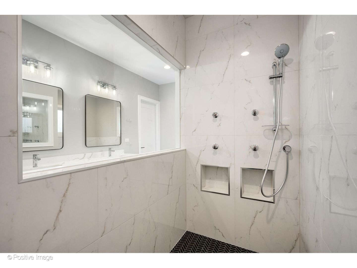 6144 N Nickerson Avenue Property Photo 52
