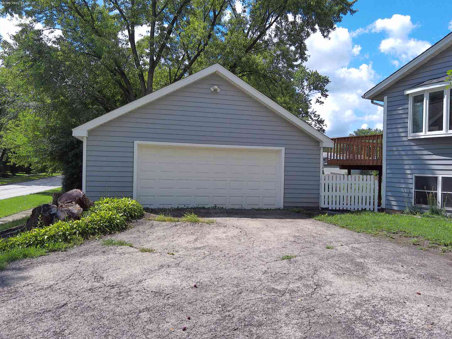 839 Bonniebrook Avenue Property Photo 2