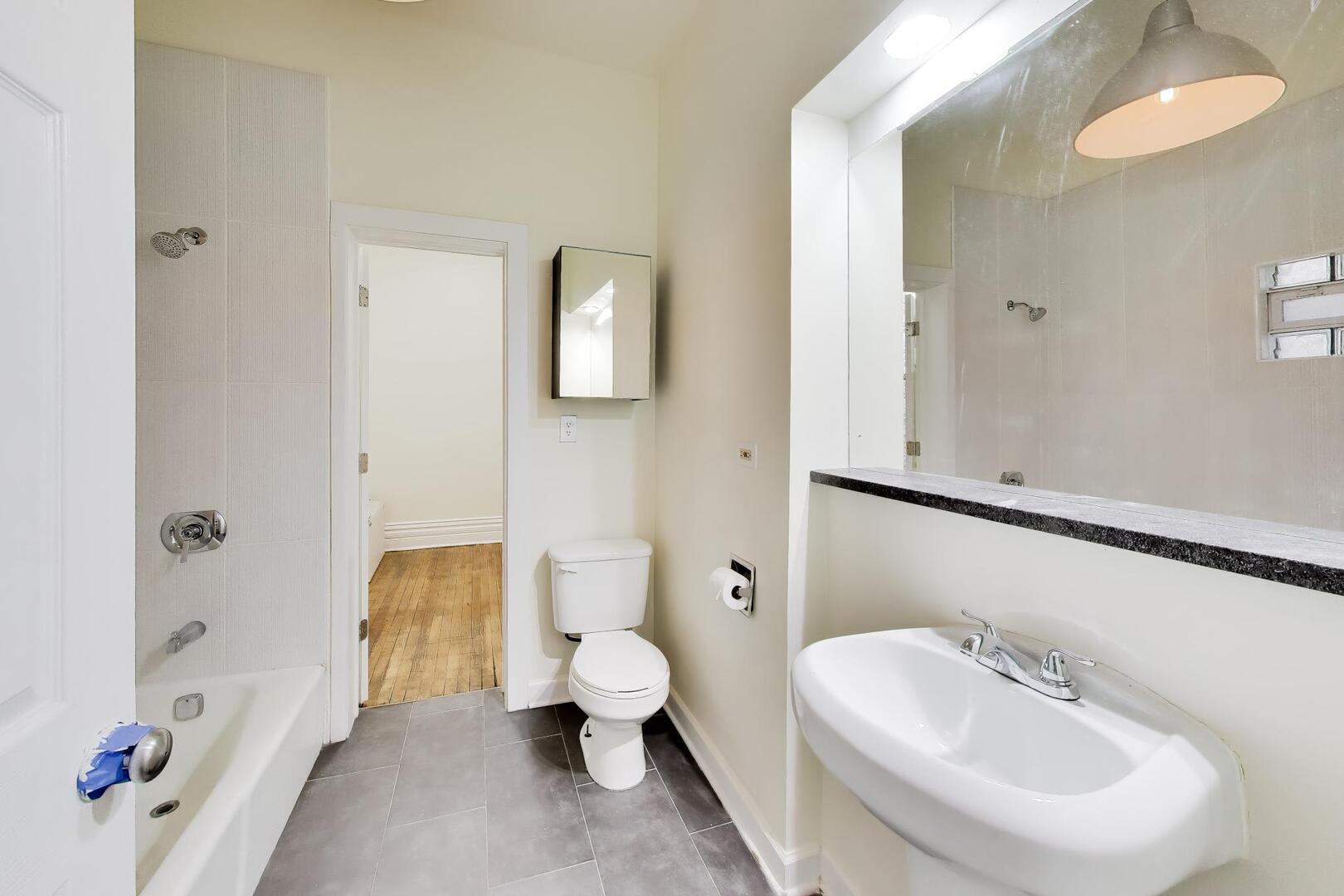 3450 W Diversey Avenue Property Photo 10
