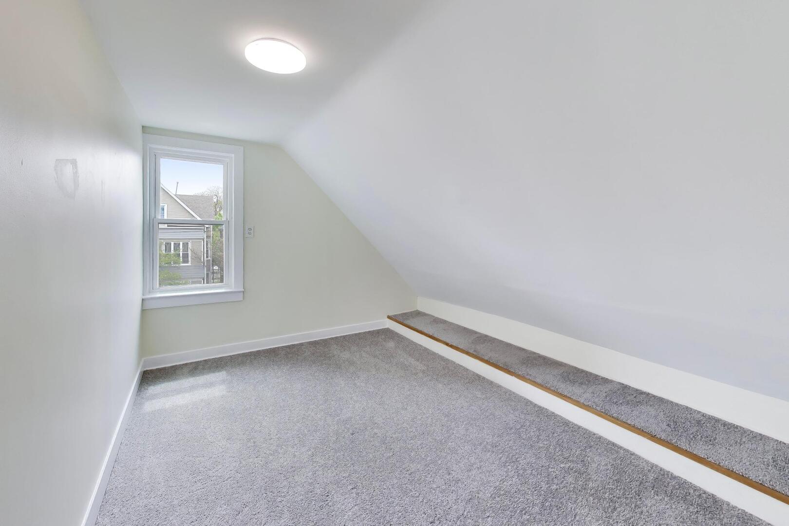 3450 W Diversey Avenue Property Photo 14
