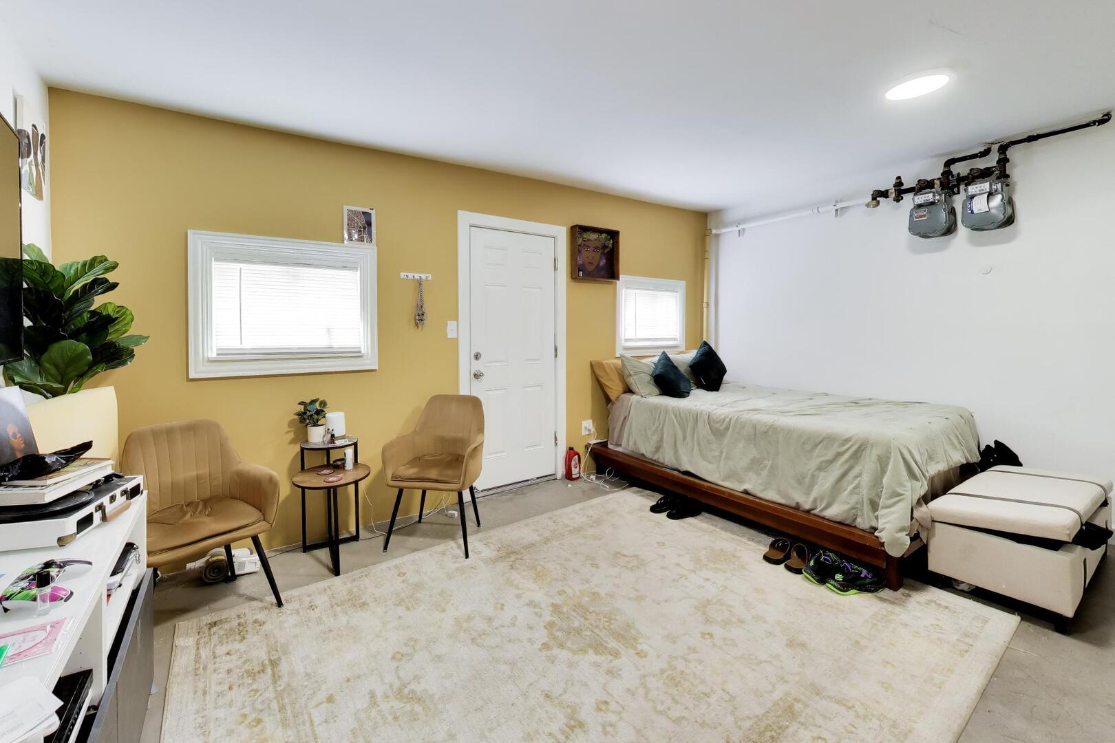 3450 W Diversey Avenue Property Photo 22