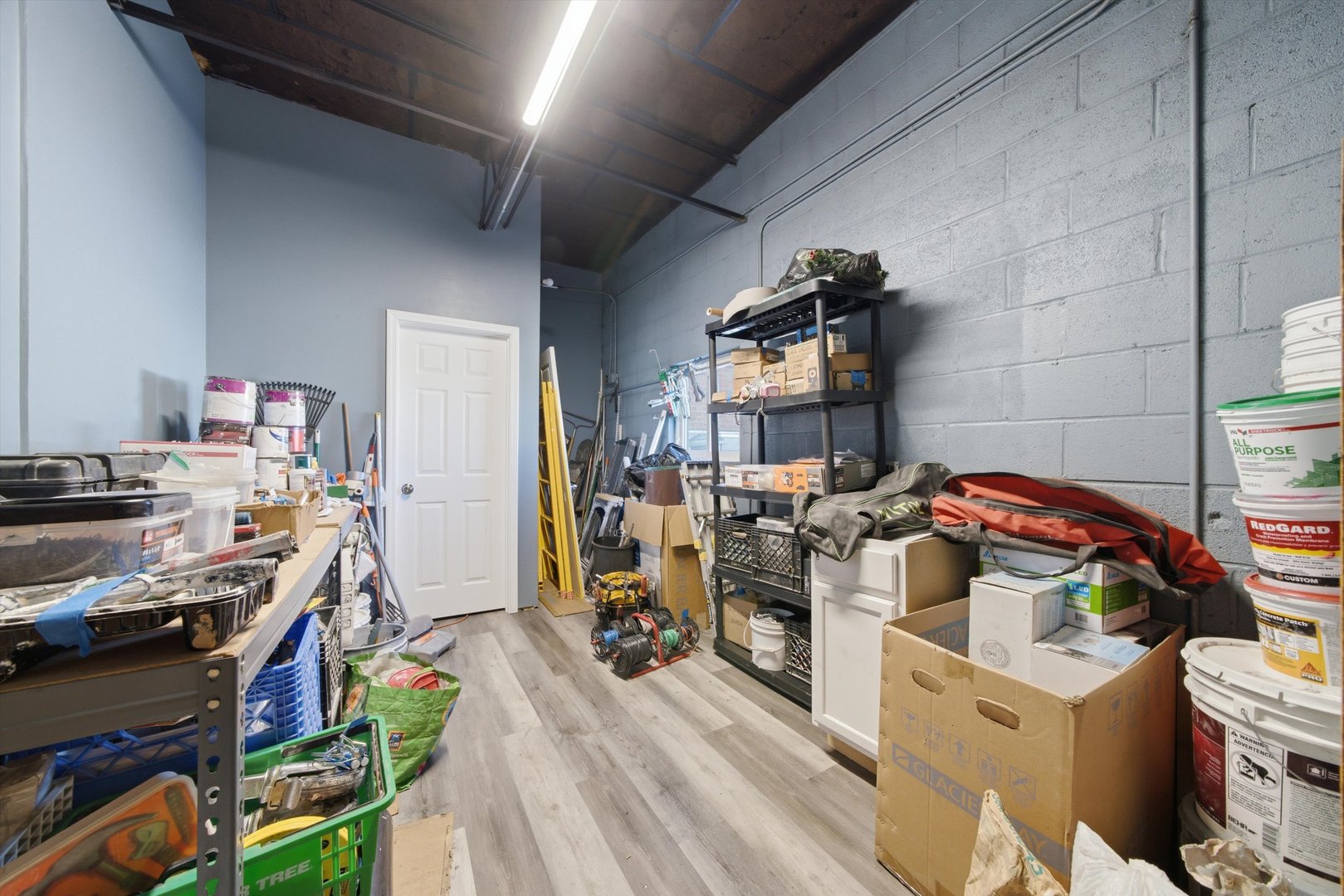 1831 N Lorel Avenue Property Photo 22