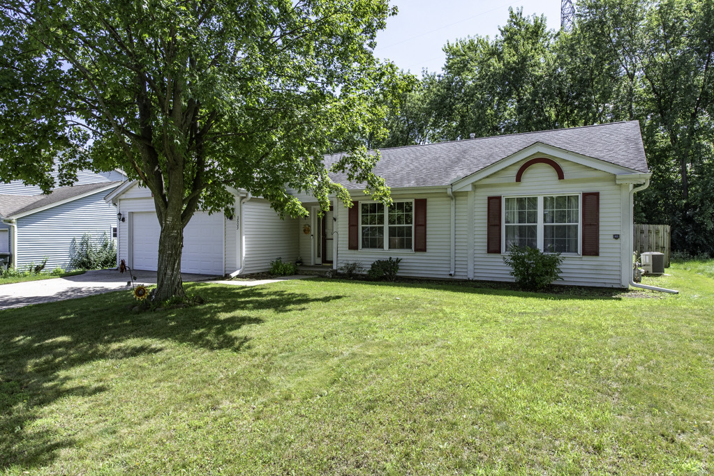 3609 Harbor Ridge Drive Property Photo 2