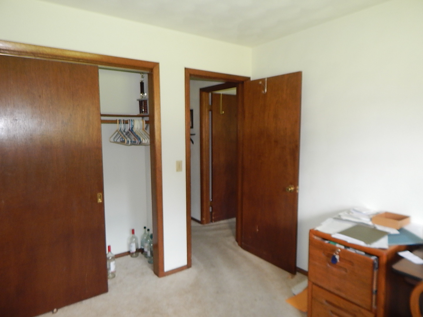 109 E 6th Street Property Photo 18