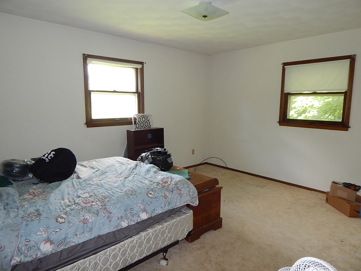 109 E 6th Street Property Photo 21