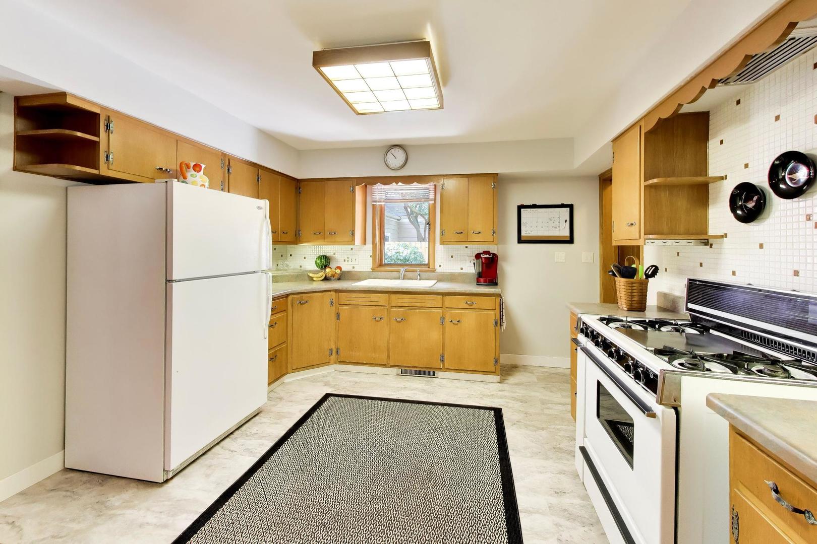 221 Ingleside Avenue Property Photo 12
