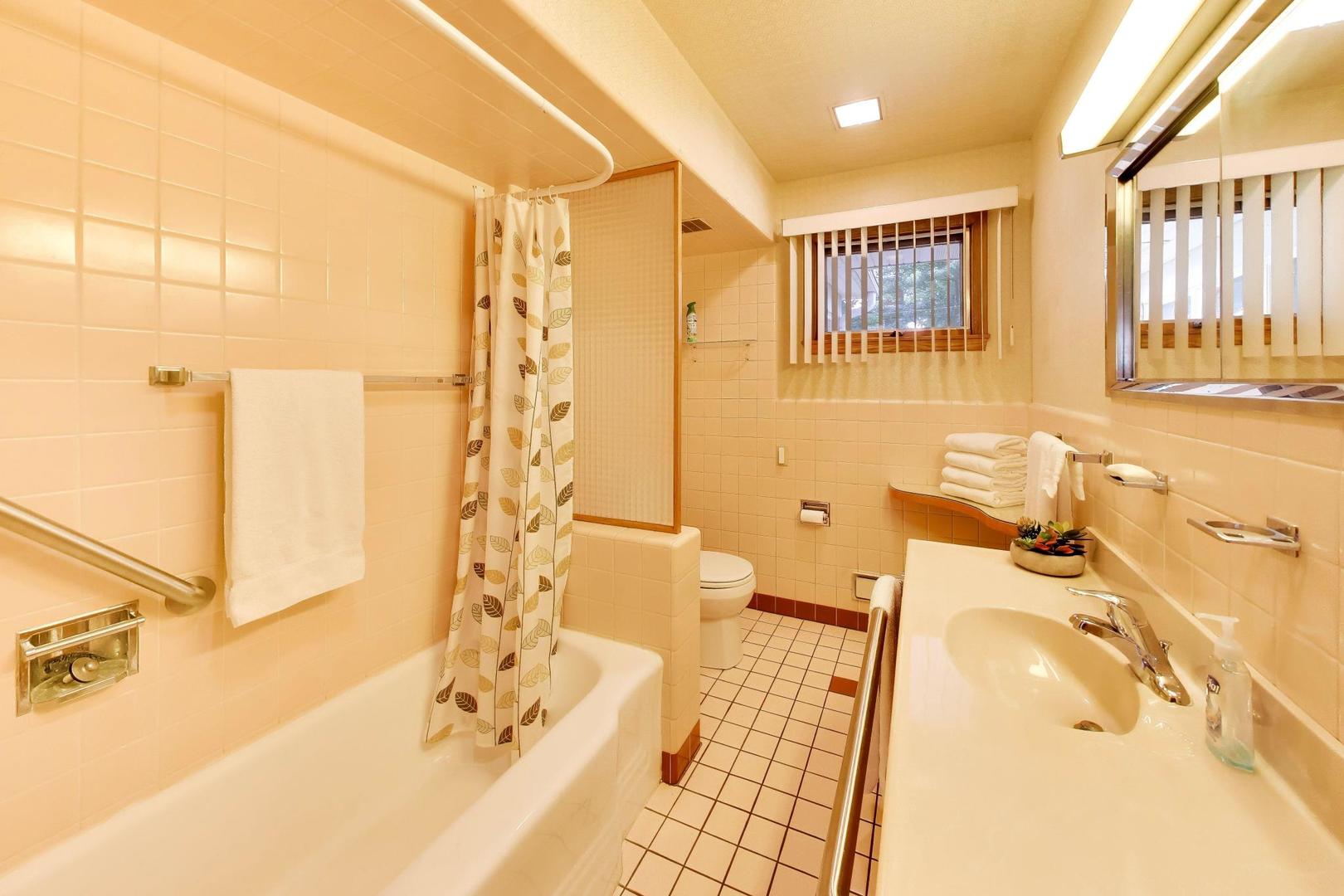 221 Ingleside Avenue Property Photo 24