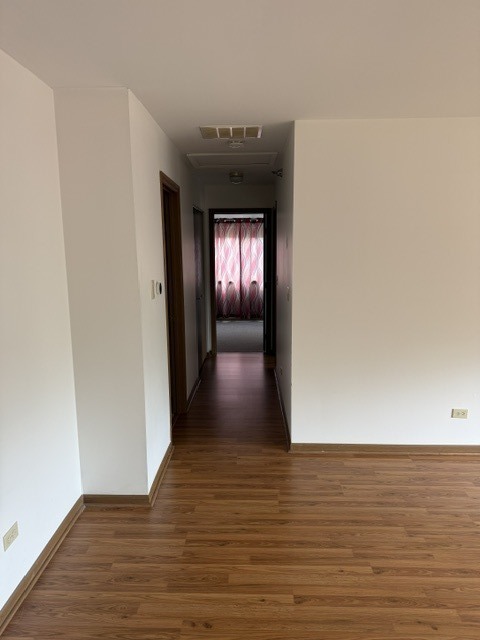 707 E Whispering Oaks Drive Property Photo 10