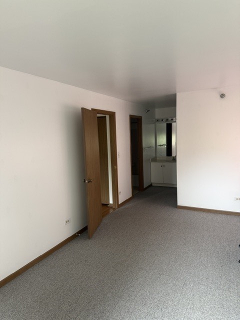 707 E Whispering Oaks Drive Property Photo 13