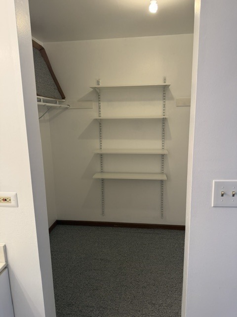 707 E Whispering Oaks Drive Property Photo 15