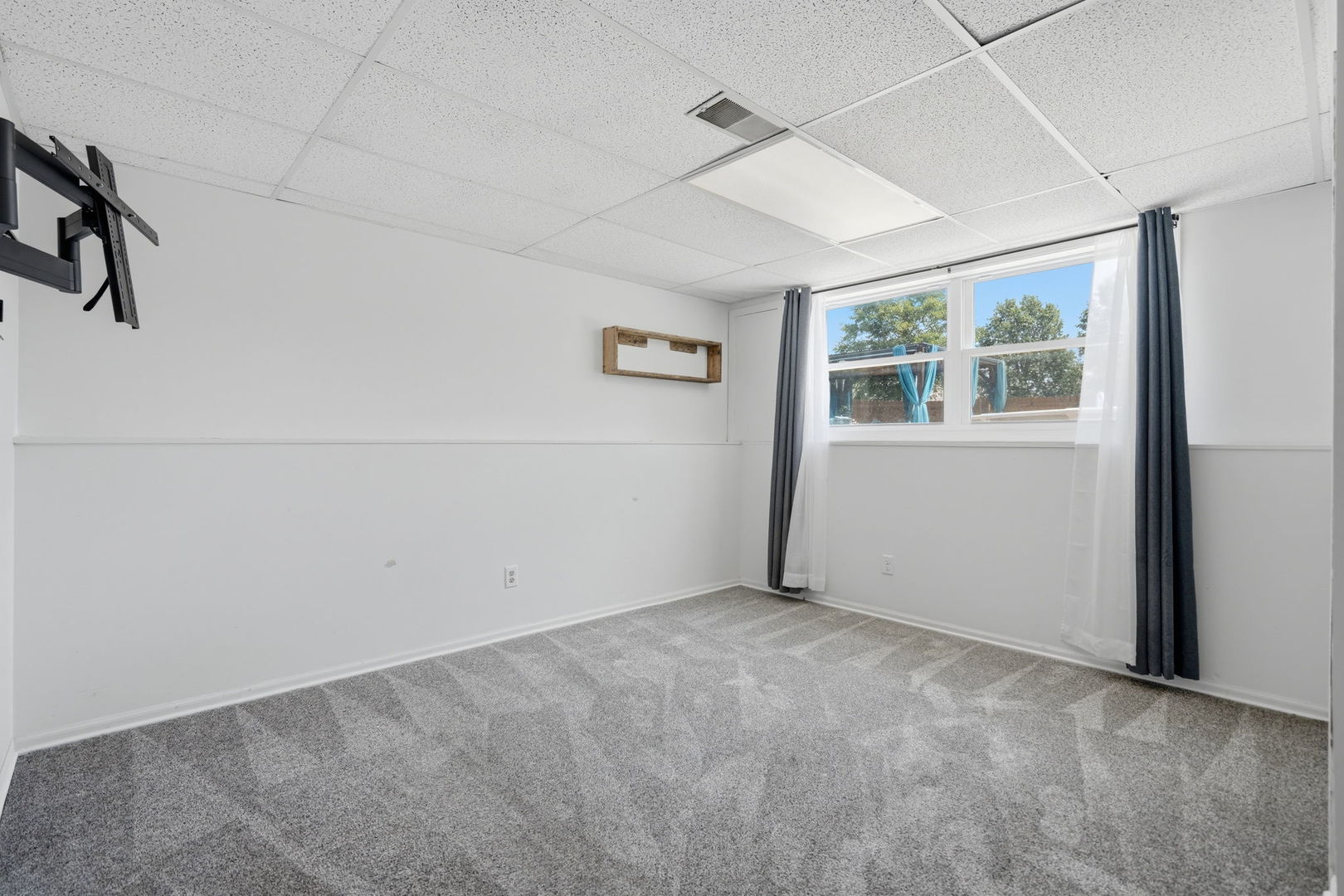2817 High Point Drive Property Photo 15