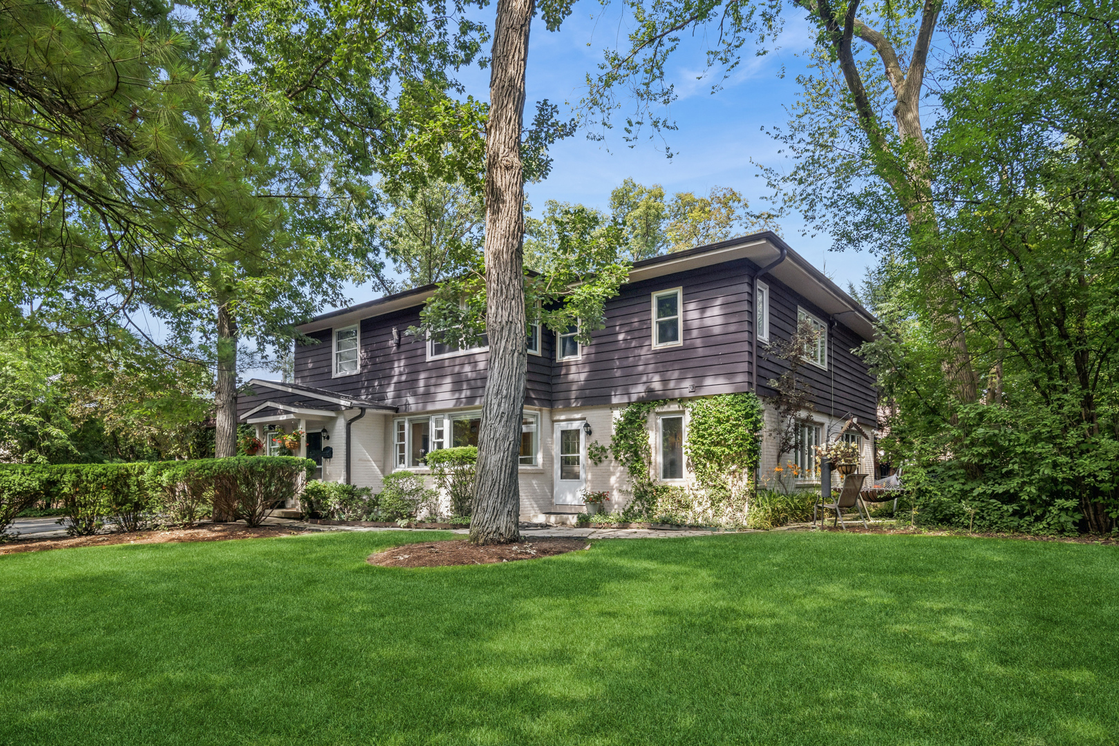 1557 Cavell Avenue Property Photo 1