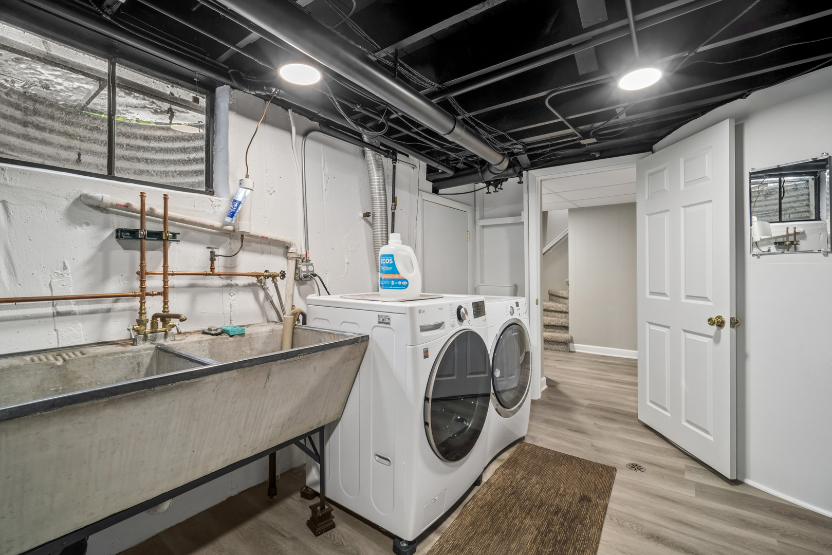 1557 Cavell Avenue Property Photo 25